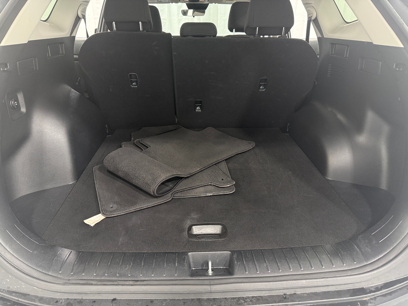 Thumbnail: 2025 Kia Sportage - 7