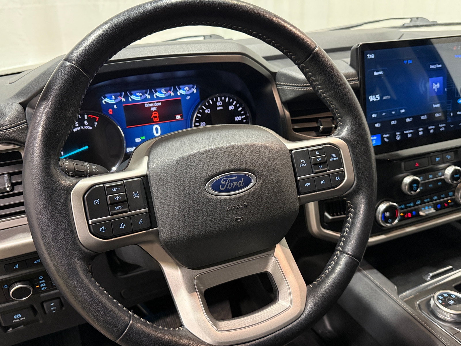 Thumbnail: 2023 Ford Expedition MAX - 5