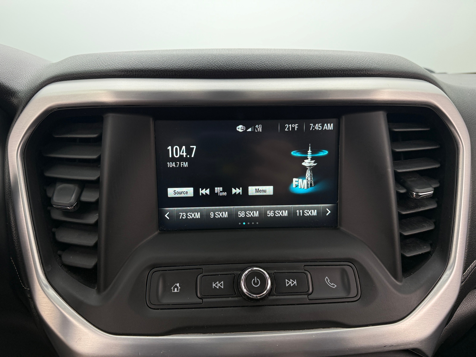 Thumbnail: 2017 GMC Acadia - 4