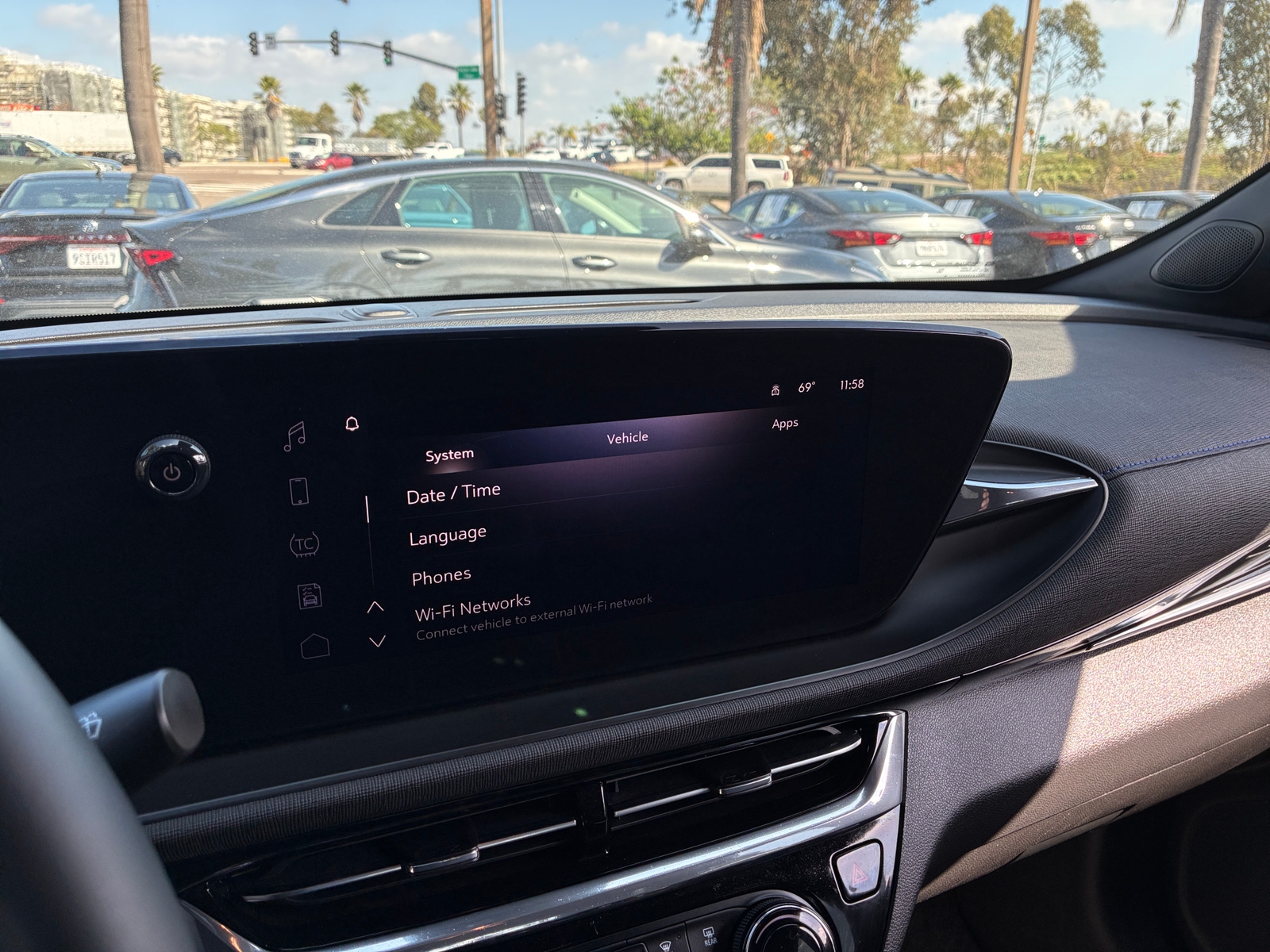 Thumbnail: 2025 Buick Envista - 4