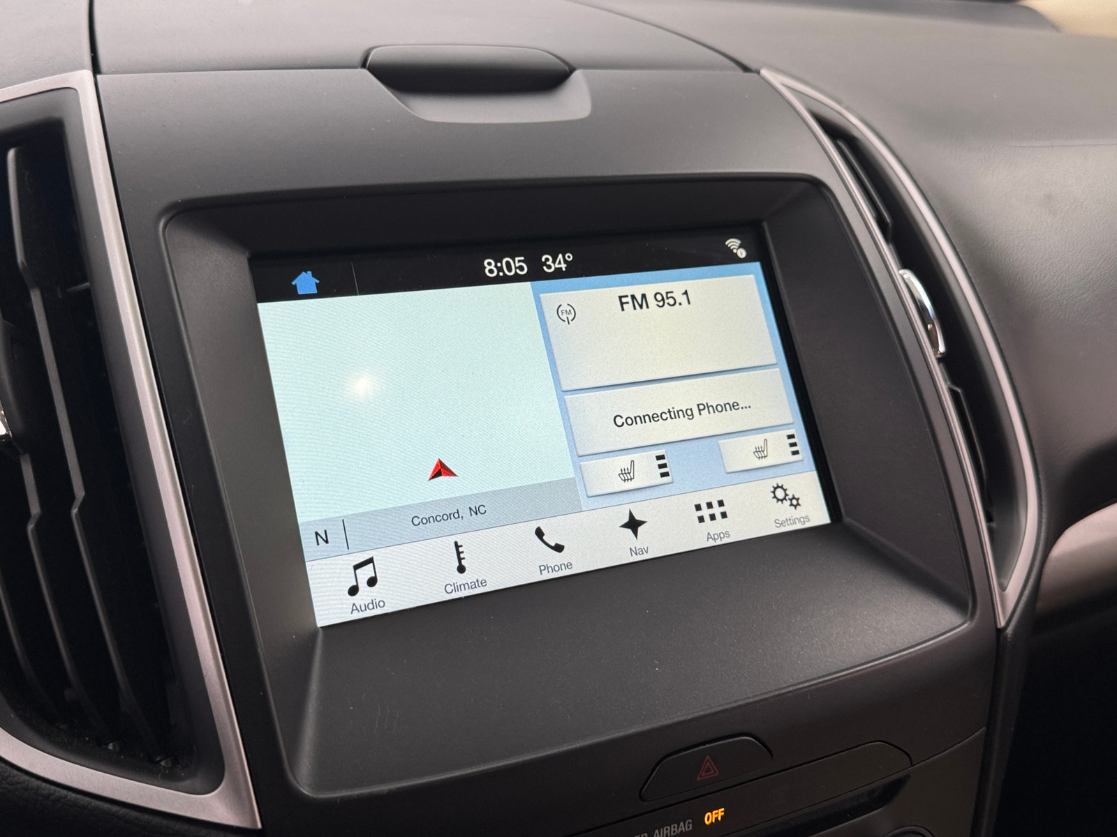 Thumbnail: 2018 Ford Edge - 3