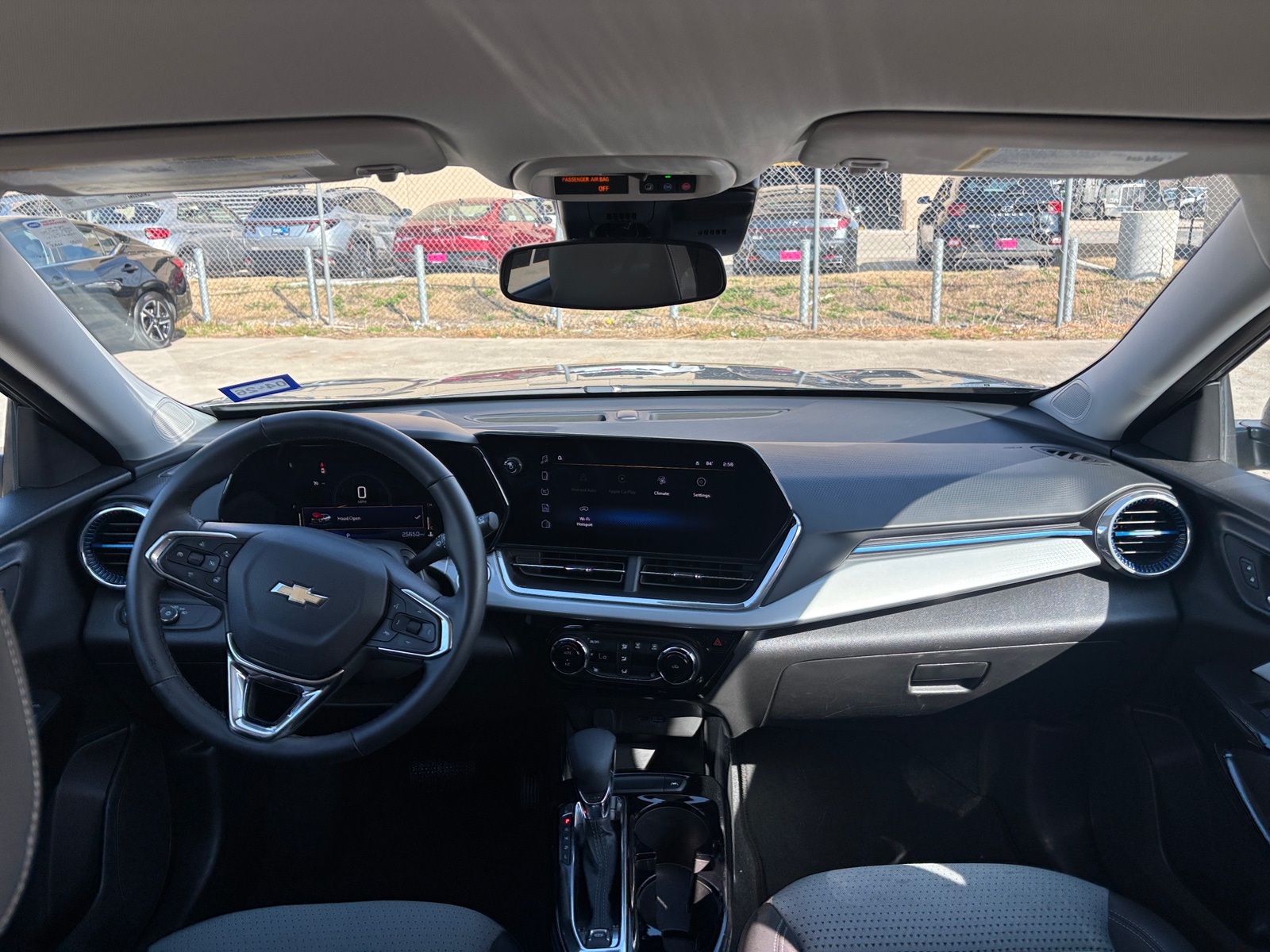 Thumbnail: 2025 Chevrolet Trax - 3