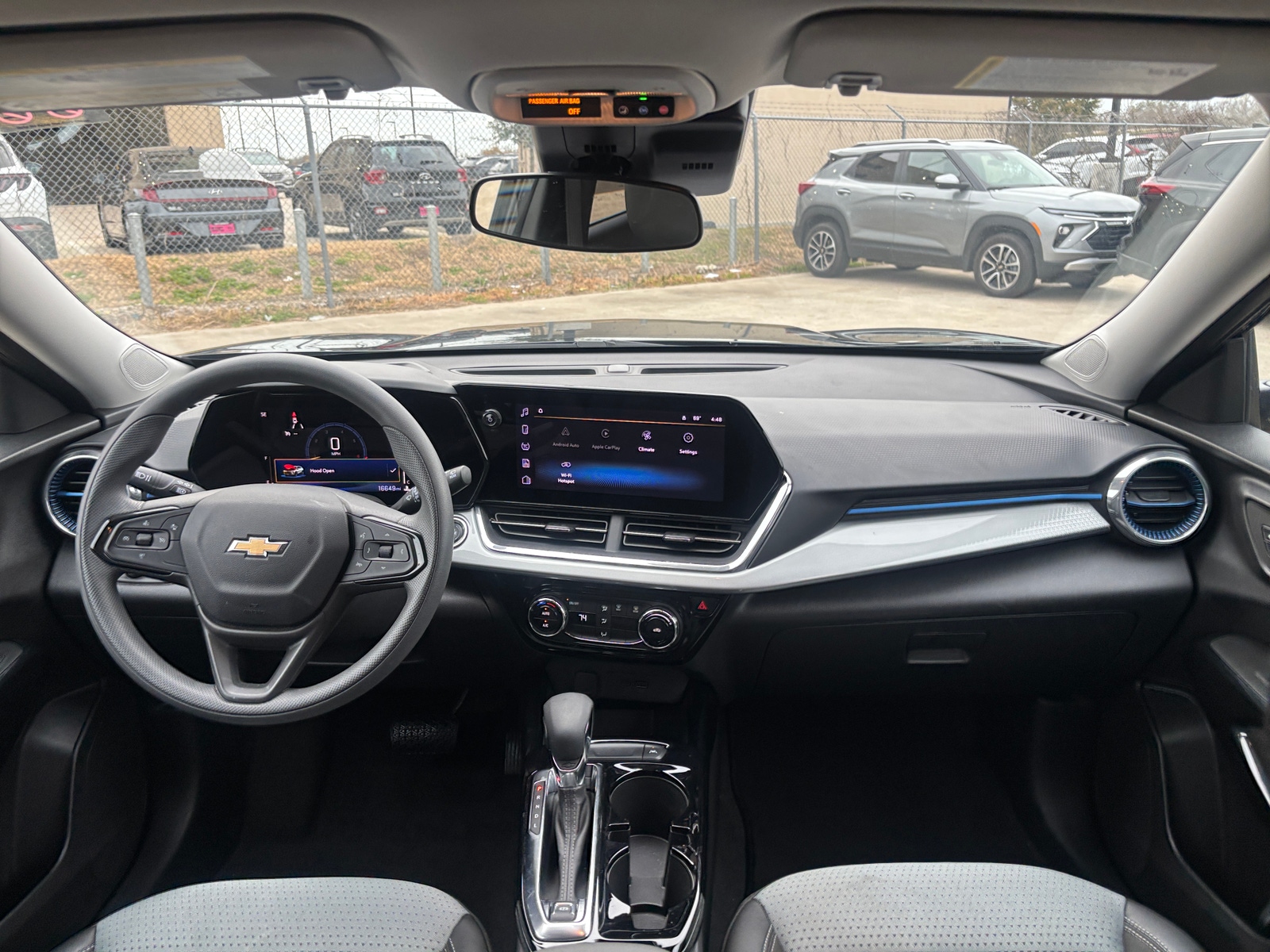 Thumbnail: 2025 Chevrolet Trax - 3