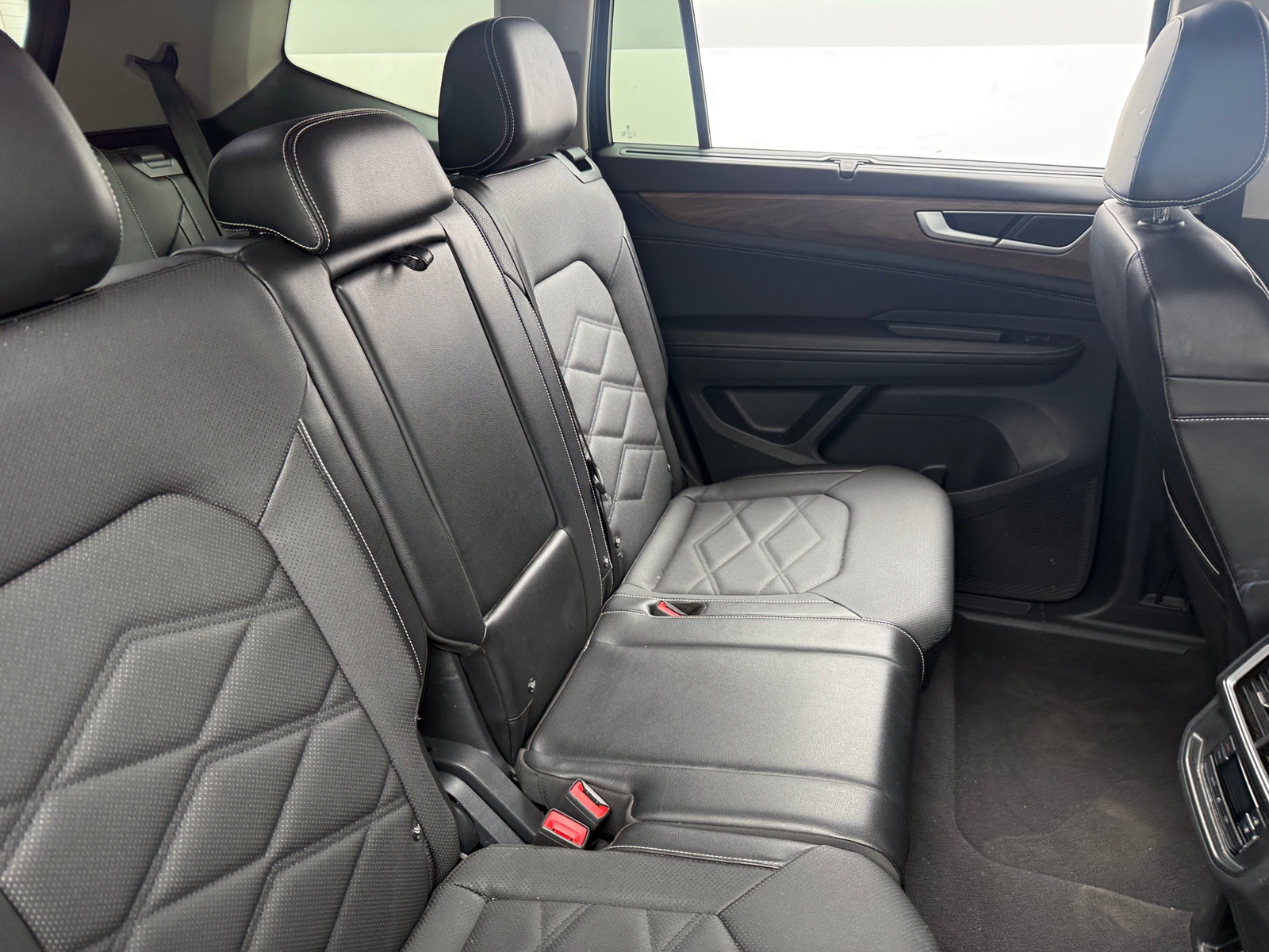 Thumbnail: 2024 Volkswagen Atlas - 5