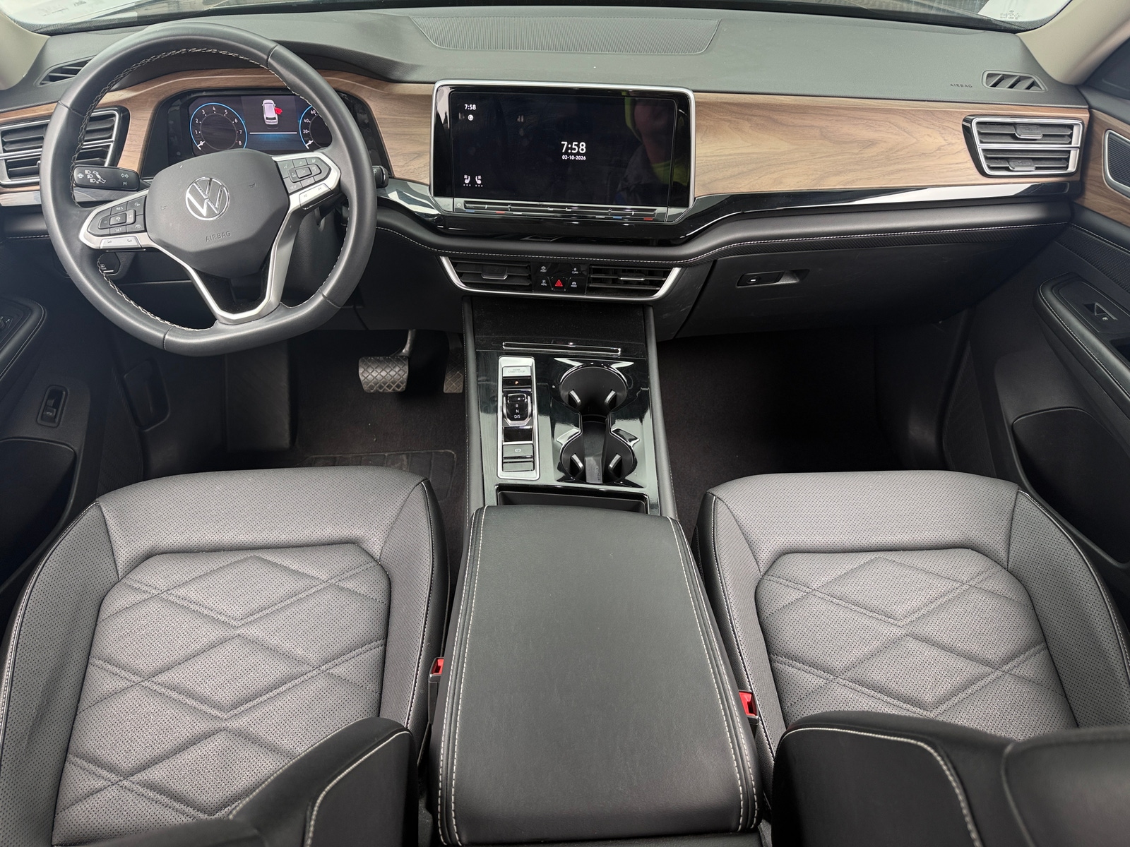 Thumbnail: 2024 Volkswagen Atlas - 2