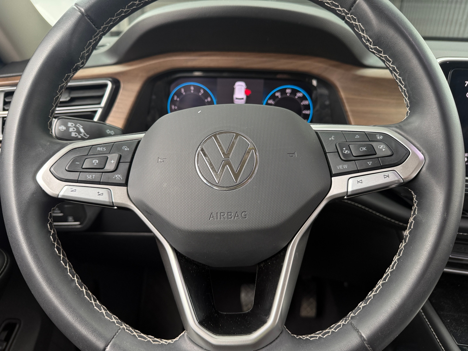 Thumbnail: 2024 Volkswagen Atlas - 4