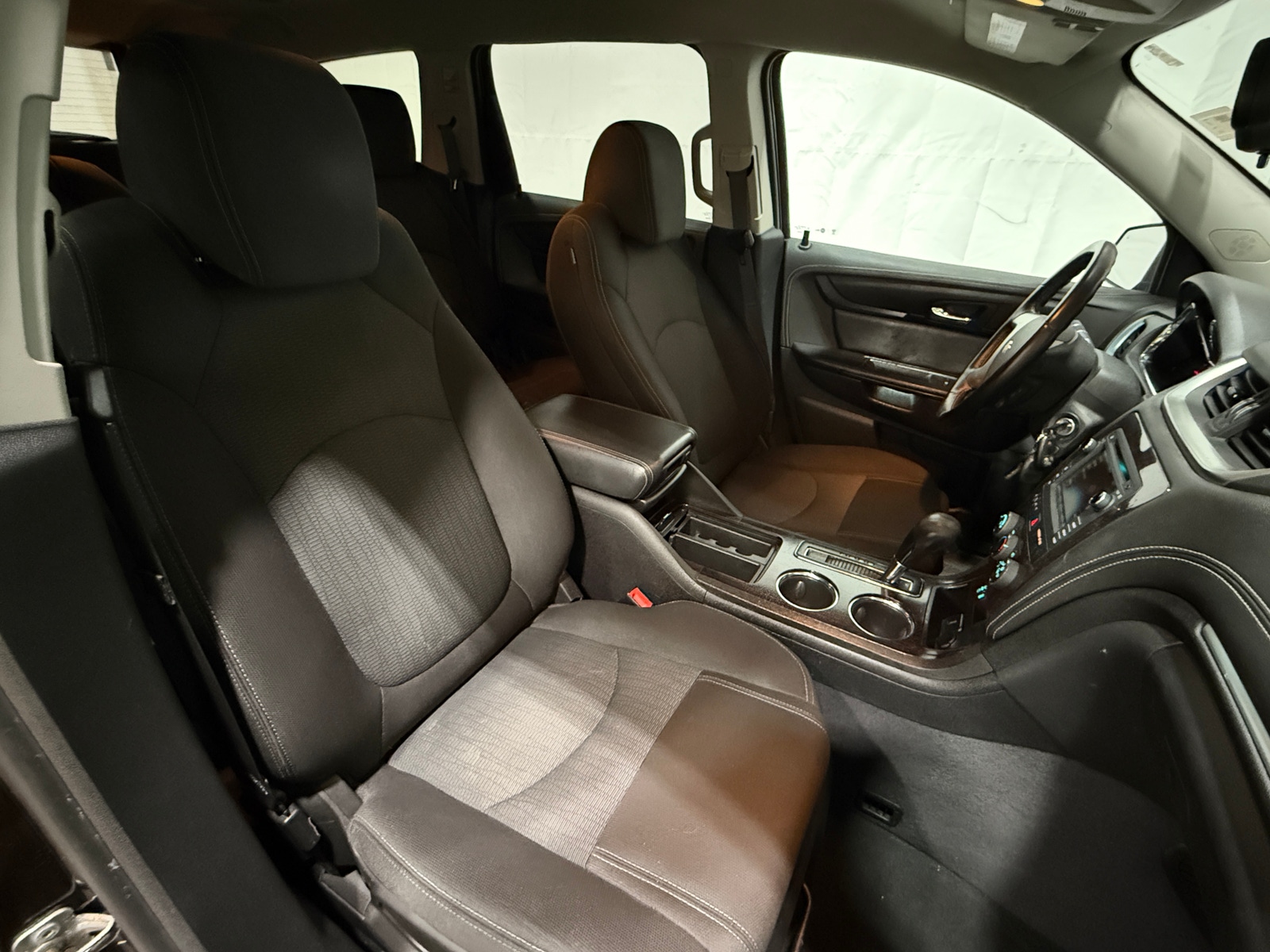 Thumbnail: 2017 Chevrolet Traverse - 2