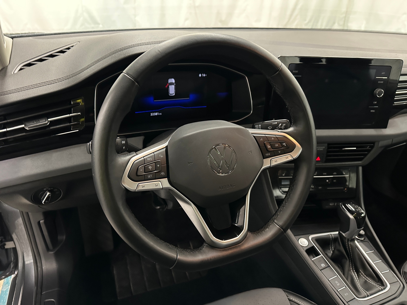 Thumbnail: 2025 Volkswagen Jetta - 4