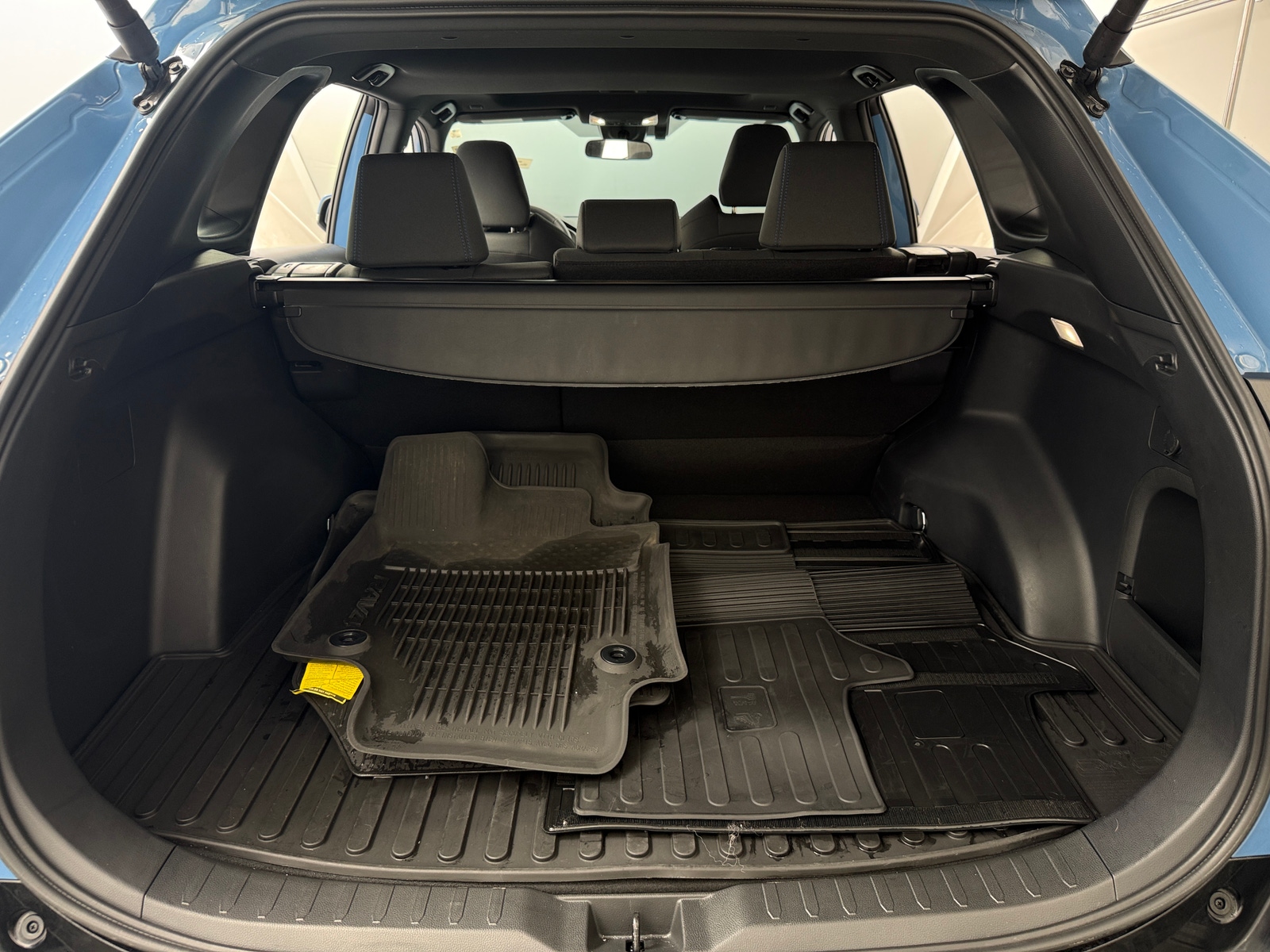 Thumbnail: 2025 Toyota RAV4 - 7