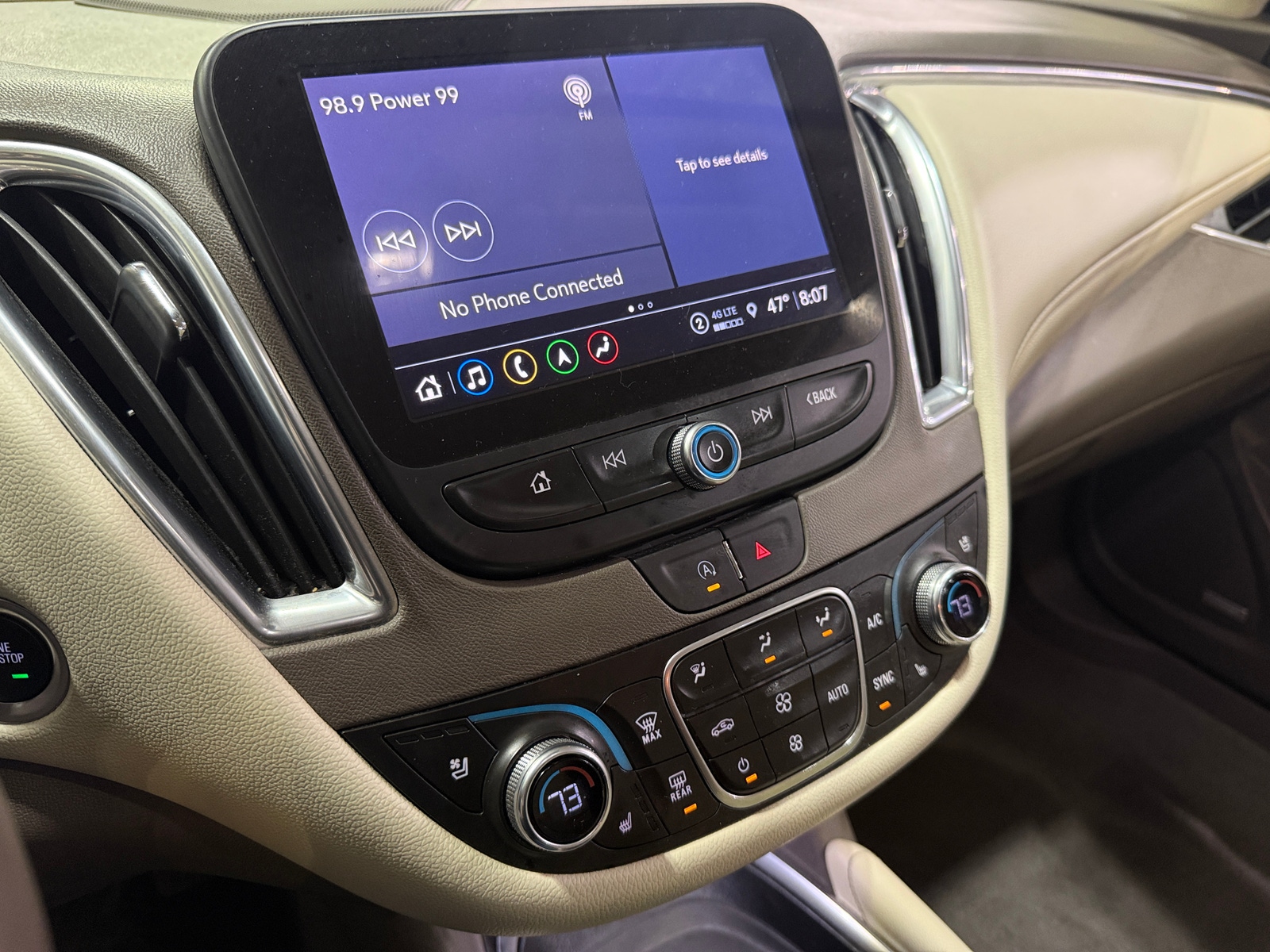 Thumbnail: 2024 Chevrolet Malibu - 3