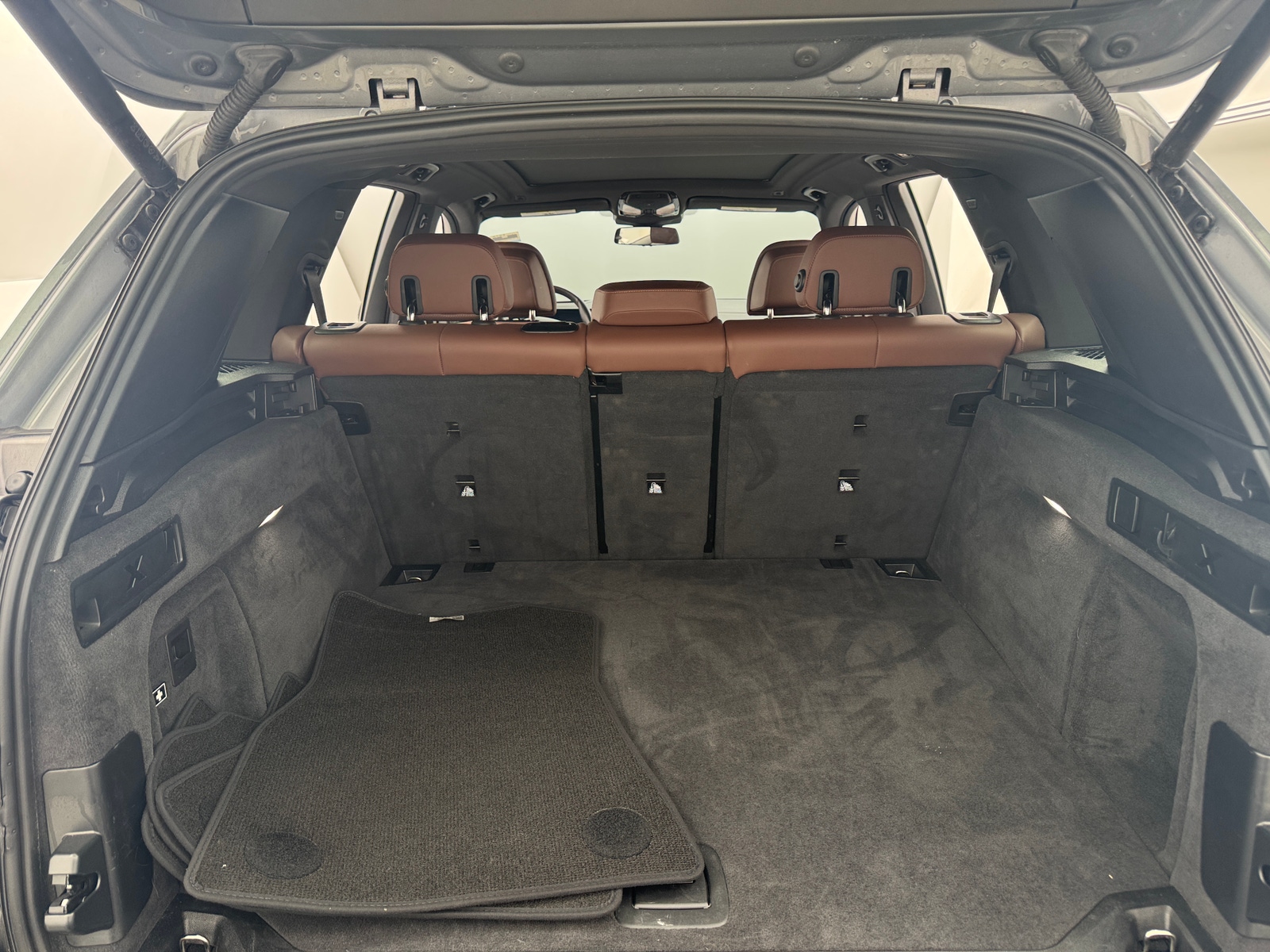 Thumbnail: 2025 BMW X5 - 6