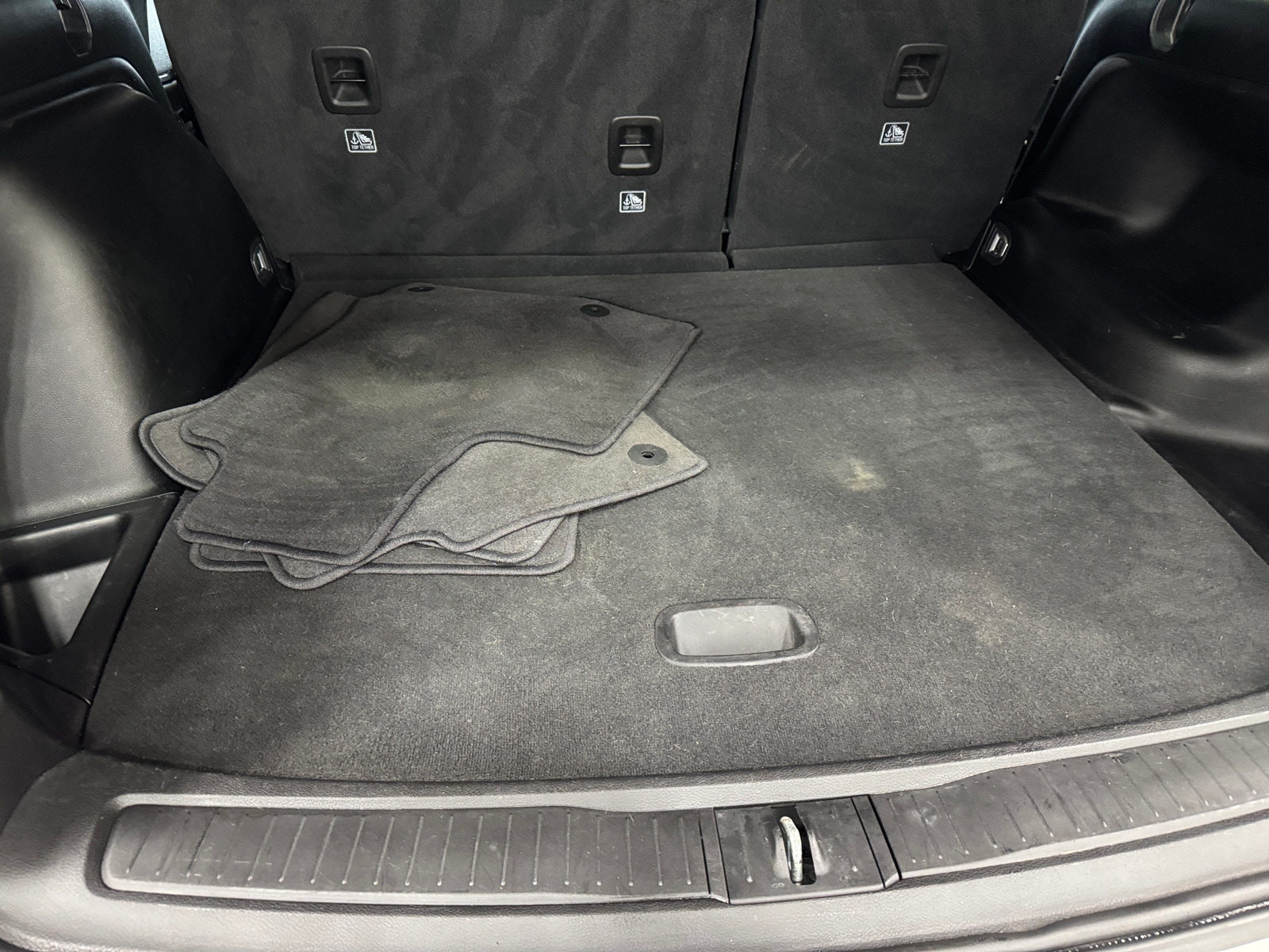 Thumbnail: 2023 Jeep Grand Cherokee - 6