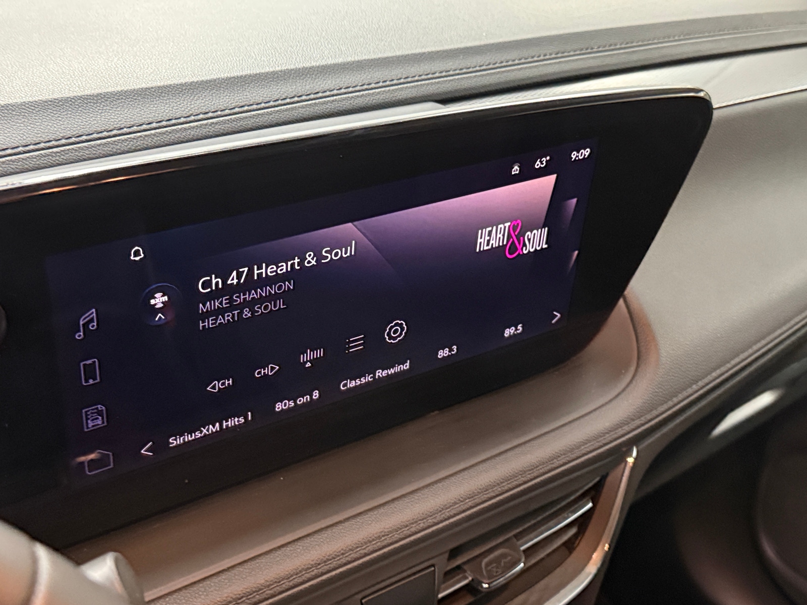 Thumbnail: 2025 Buick Encore GX - 4