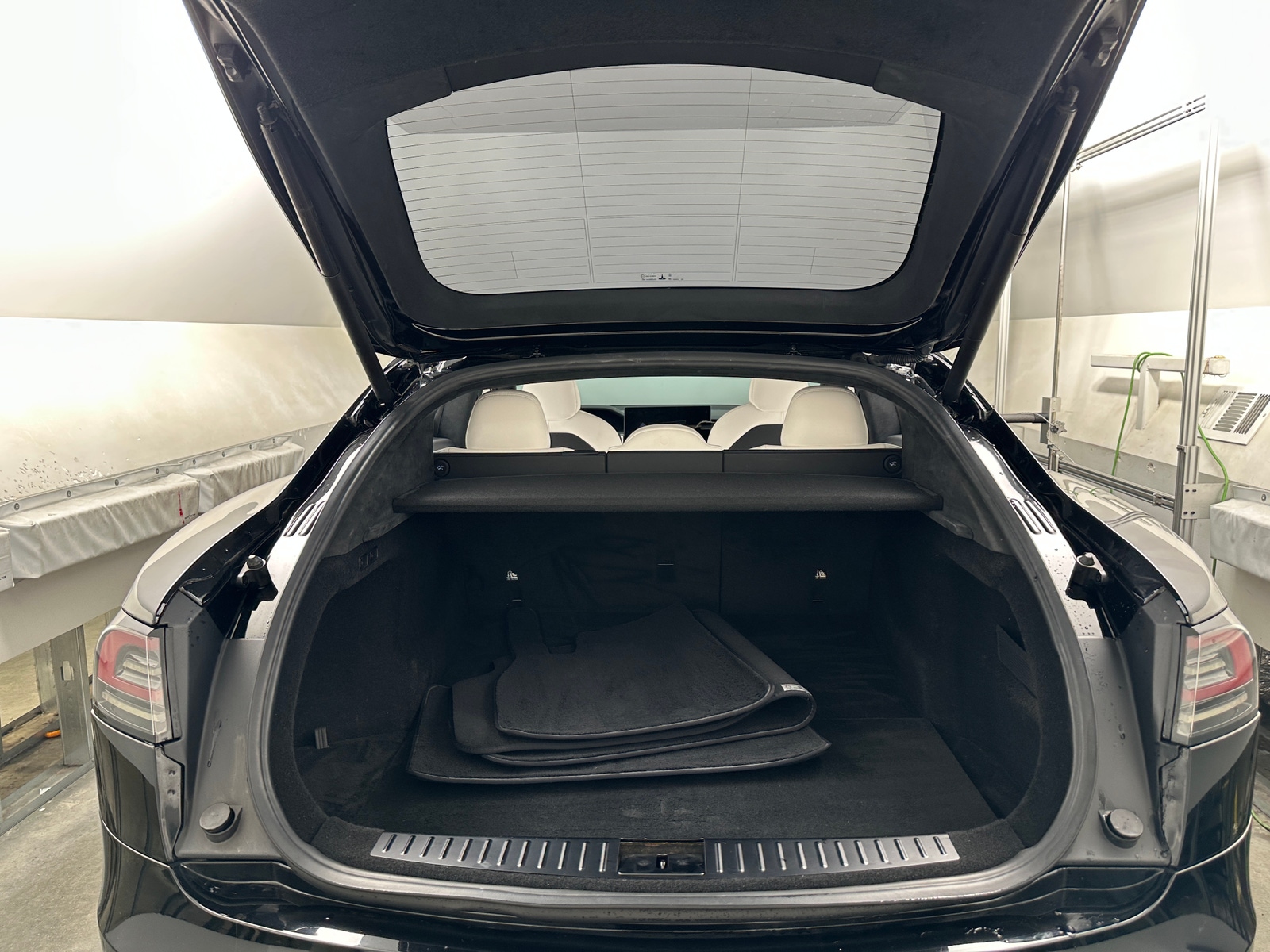 Thumbnail: 2022 Tesla Model S - 5