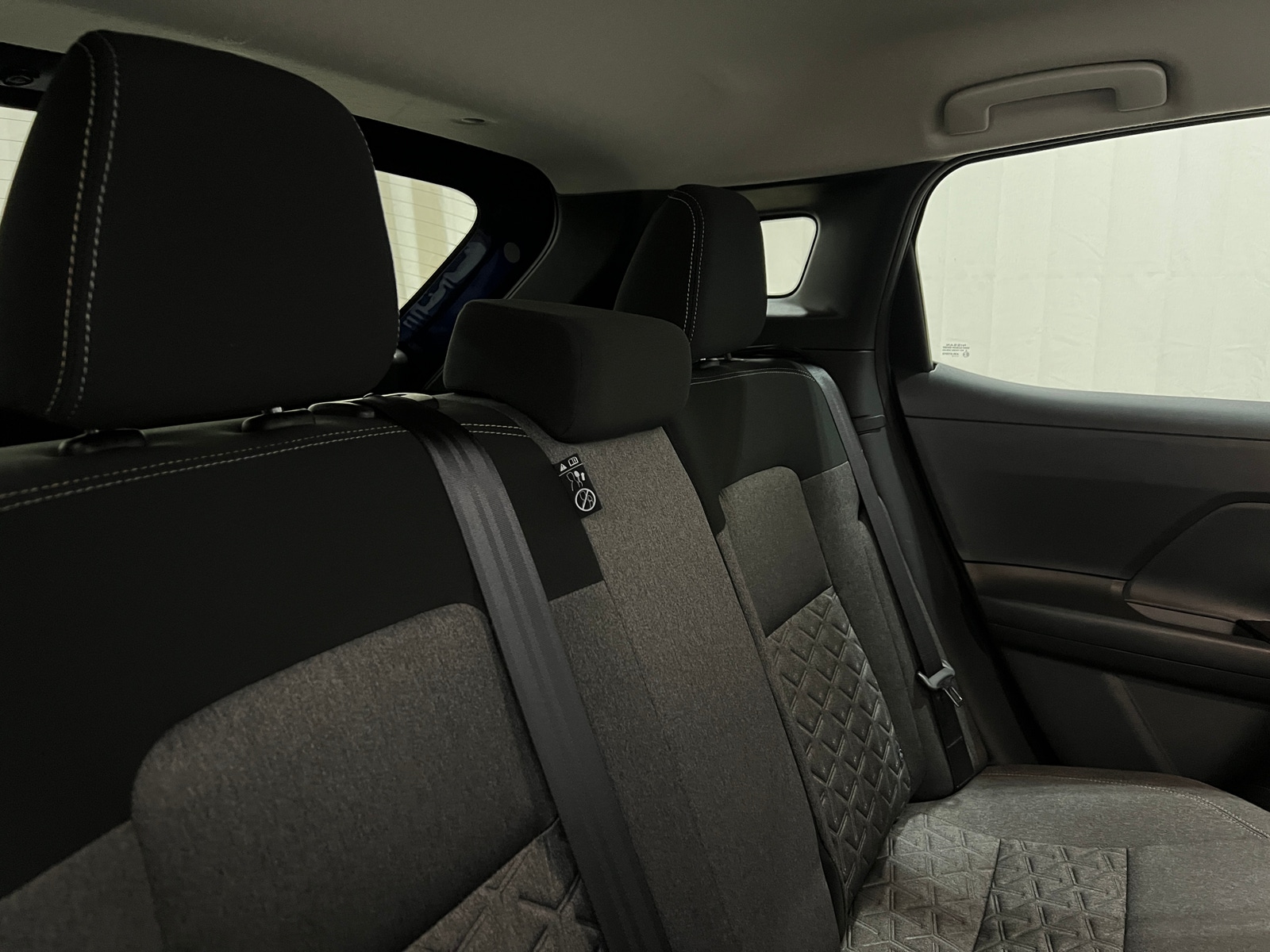 Thumbnail: 2025 Nissan Kicks - 6