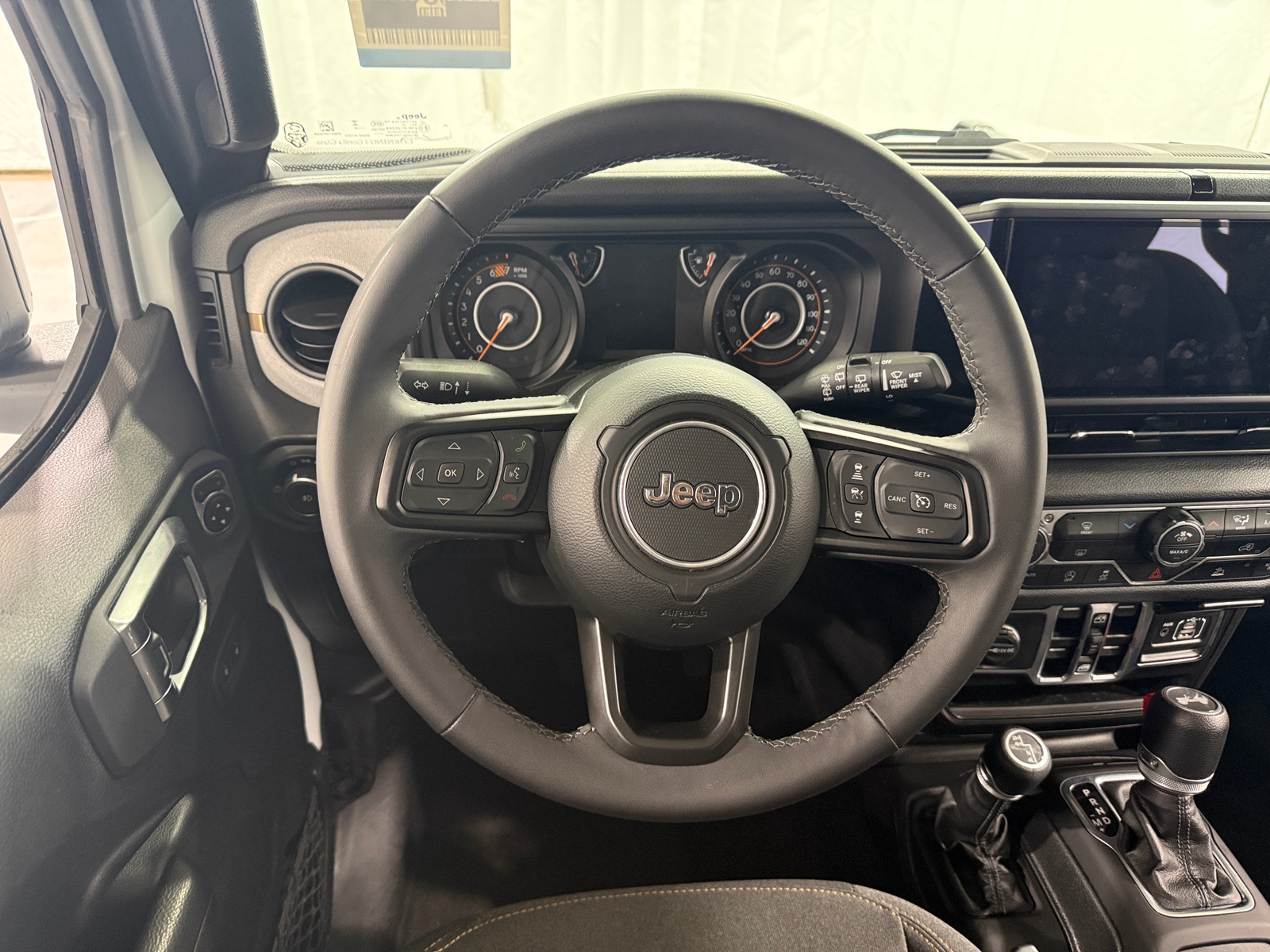 Thumbnail: 2025 Jeep Wrangler - 5