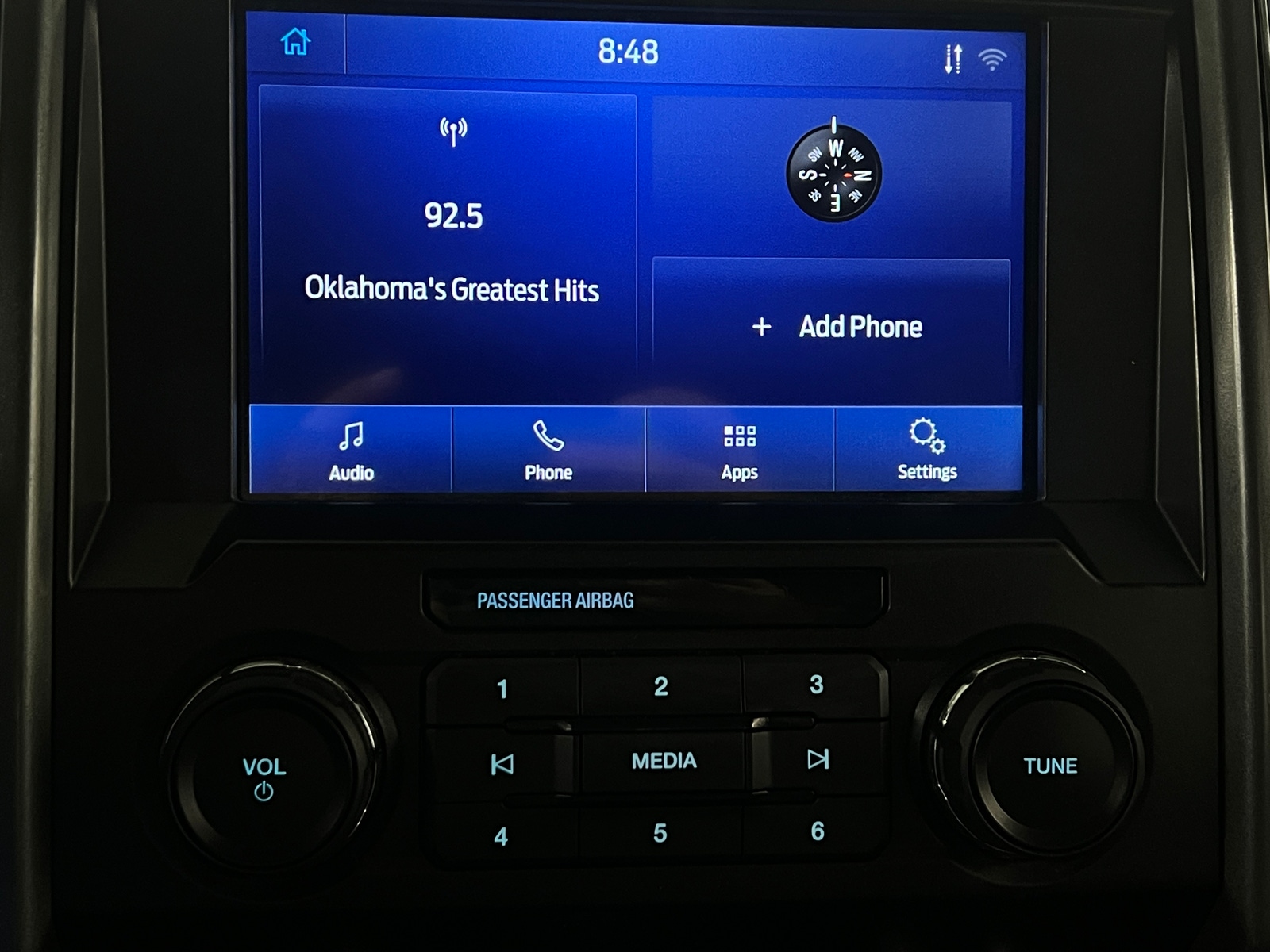 Thumbnail: 2022 Ford Econoline - 4