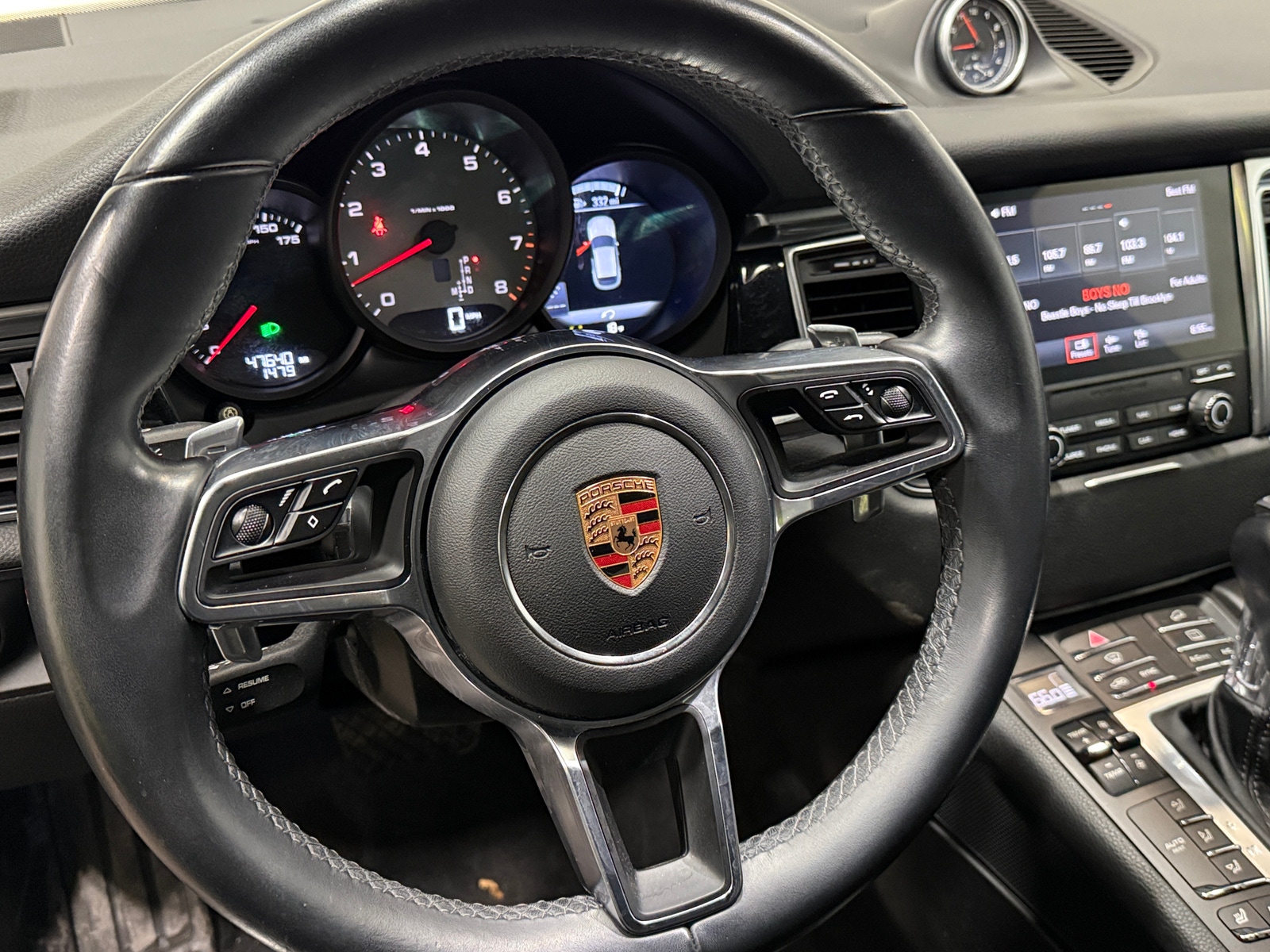 Thumbnail: 2018 Porsche Macan - 4