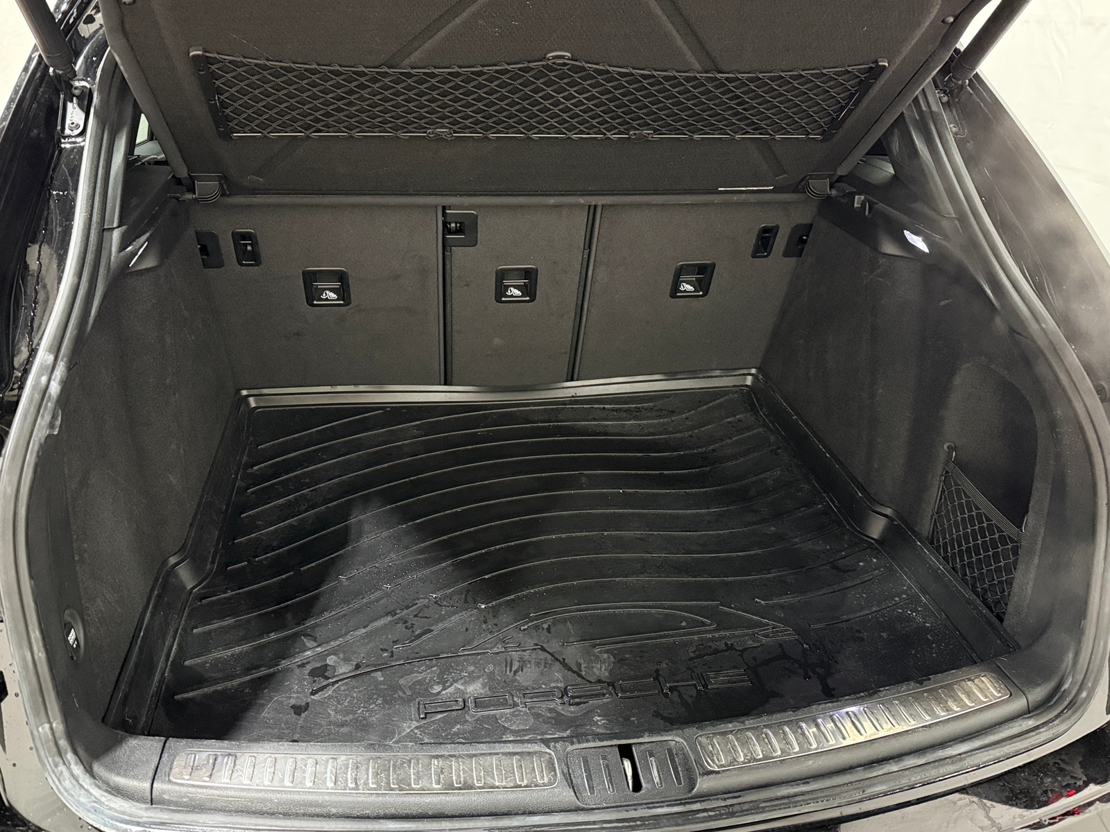 Thumbnail: 2018 Porsche Macan - 6