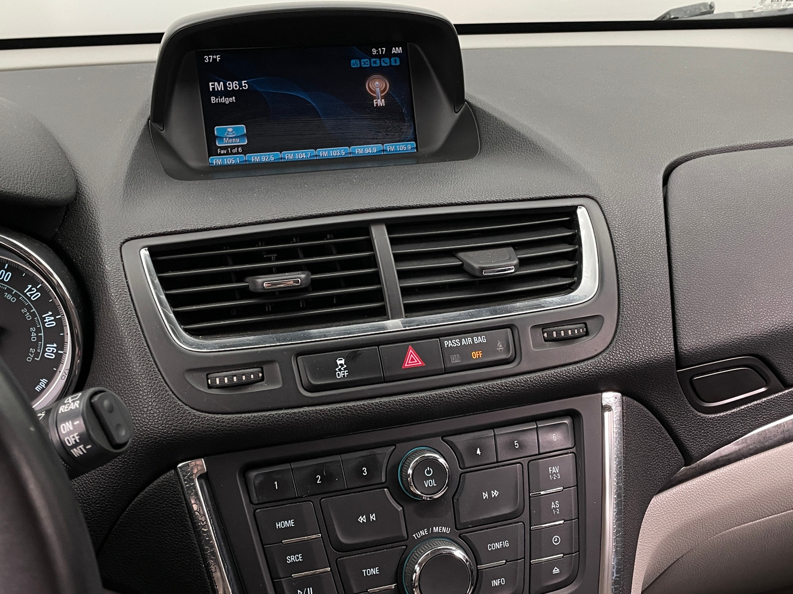 Thumbnail: 2015 Buick Encore - 4