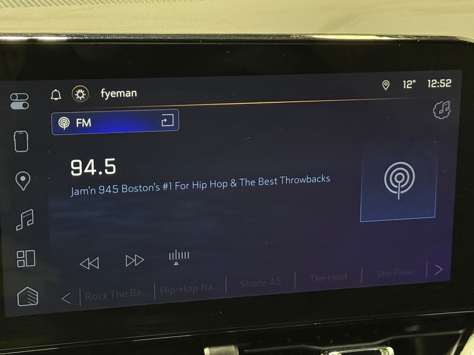 Thumbnail: 2025 Chevrolet Equinox - 4