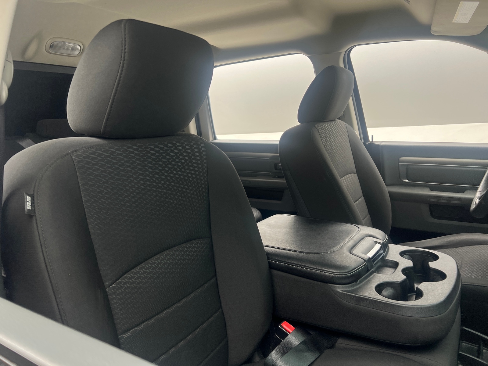 Thumbnail: 2019 RAM 1500 Classic - 2