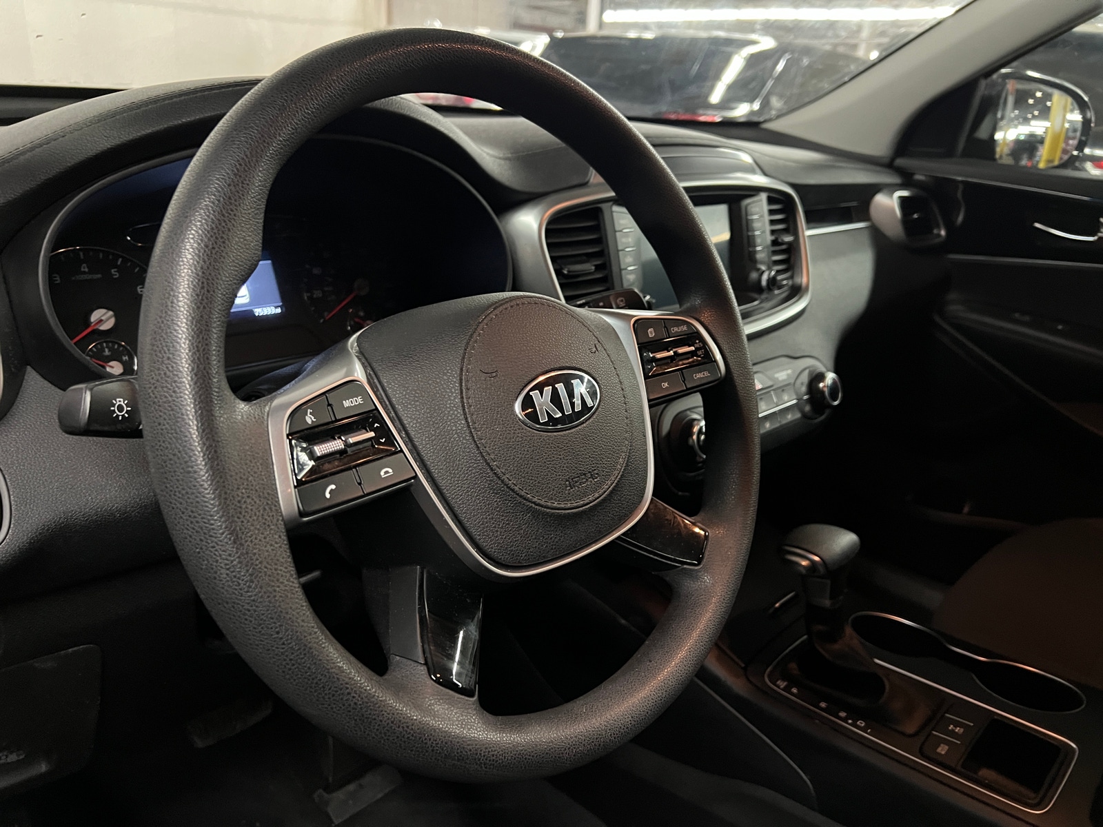 Thumbnail: 2019 Kia Sorento - 5