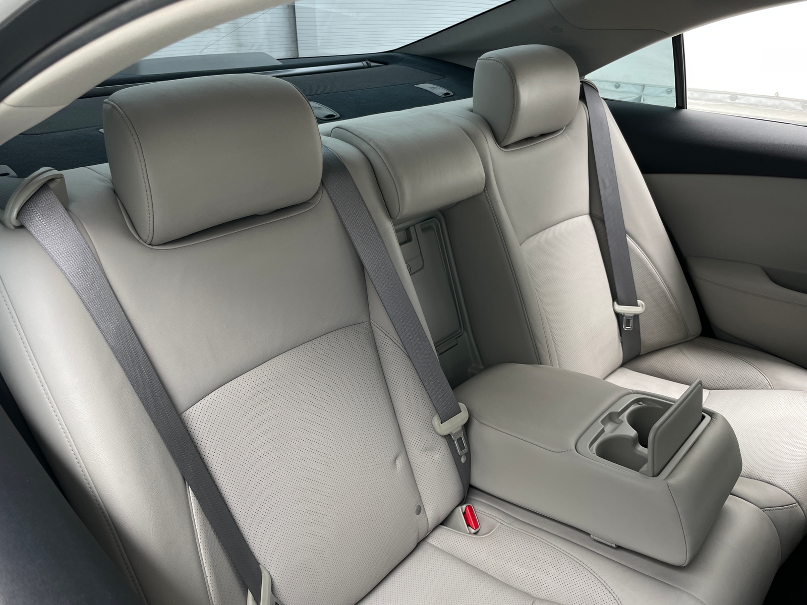 Thumbnail: 2011 Lexus ES - 5