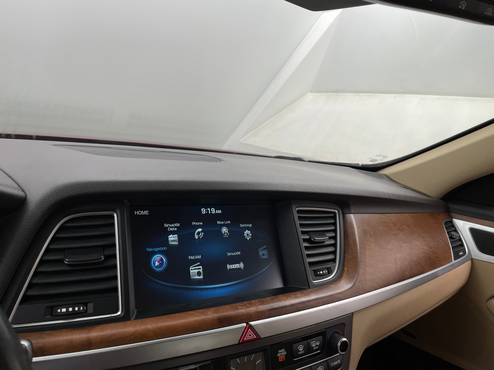 Thumbnail: 2016 Hyundai Genesis - 3