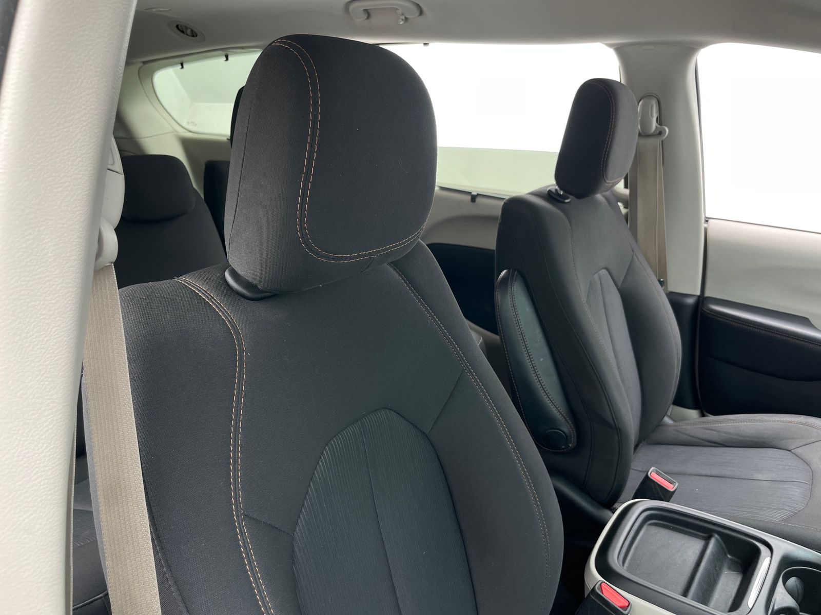 Thumbnail: 2017 Chrysler Pacifica - 2