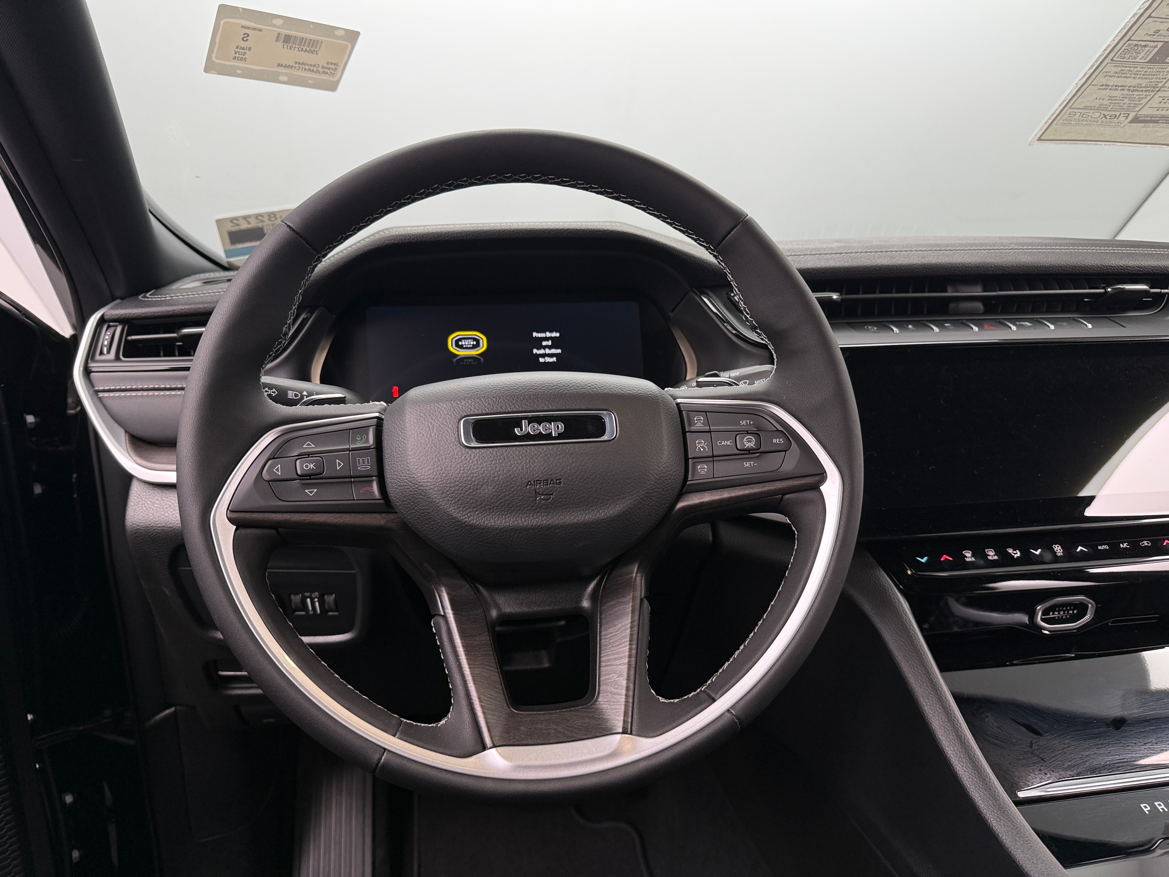 2026 Jeep Grand Cherokee Laredo - Photo 7