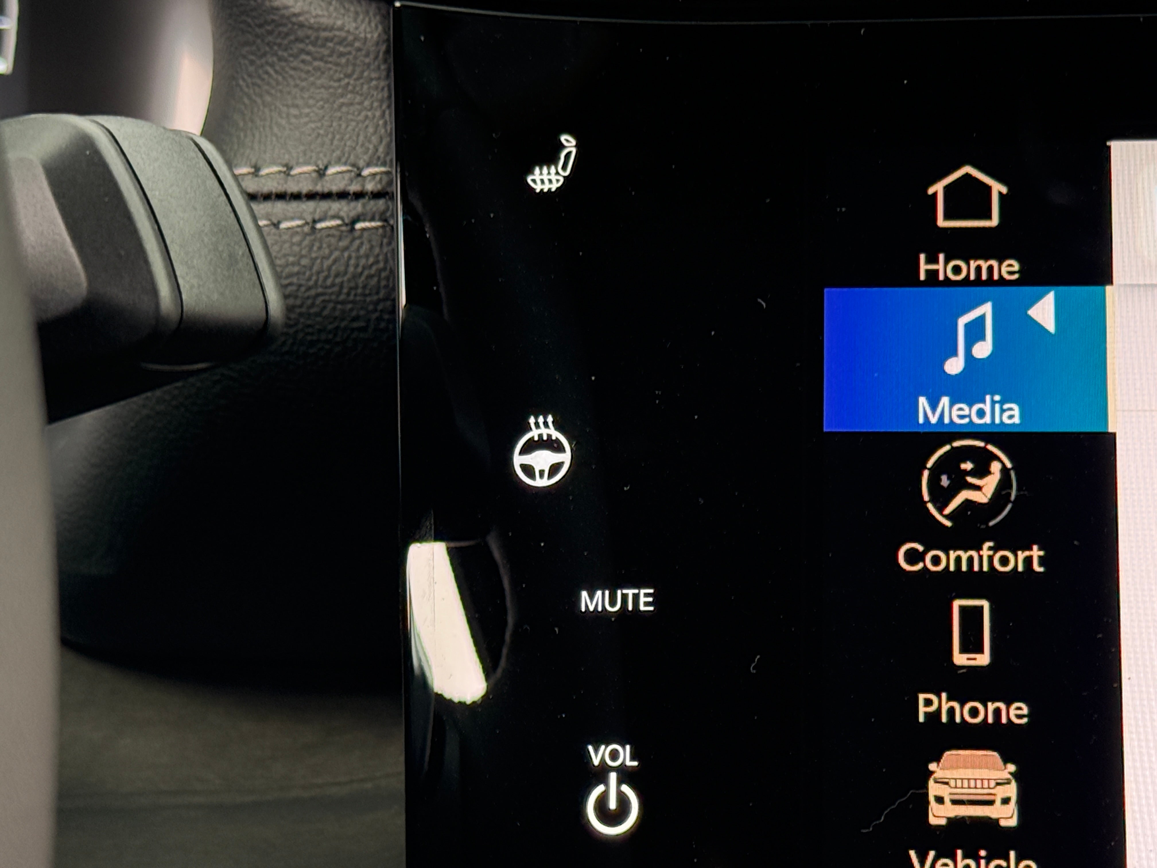 2026 Jeep Grand Cherokee Laredo - Photo 19