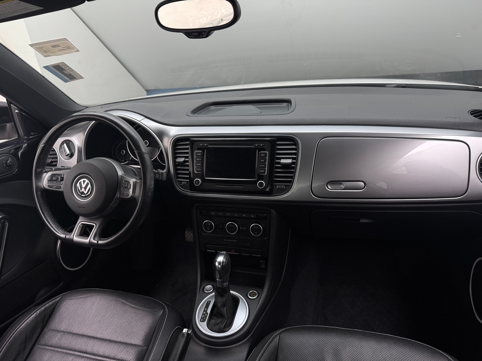Thumbnail: 2014 Volkswagen Beetle - 2