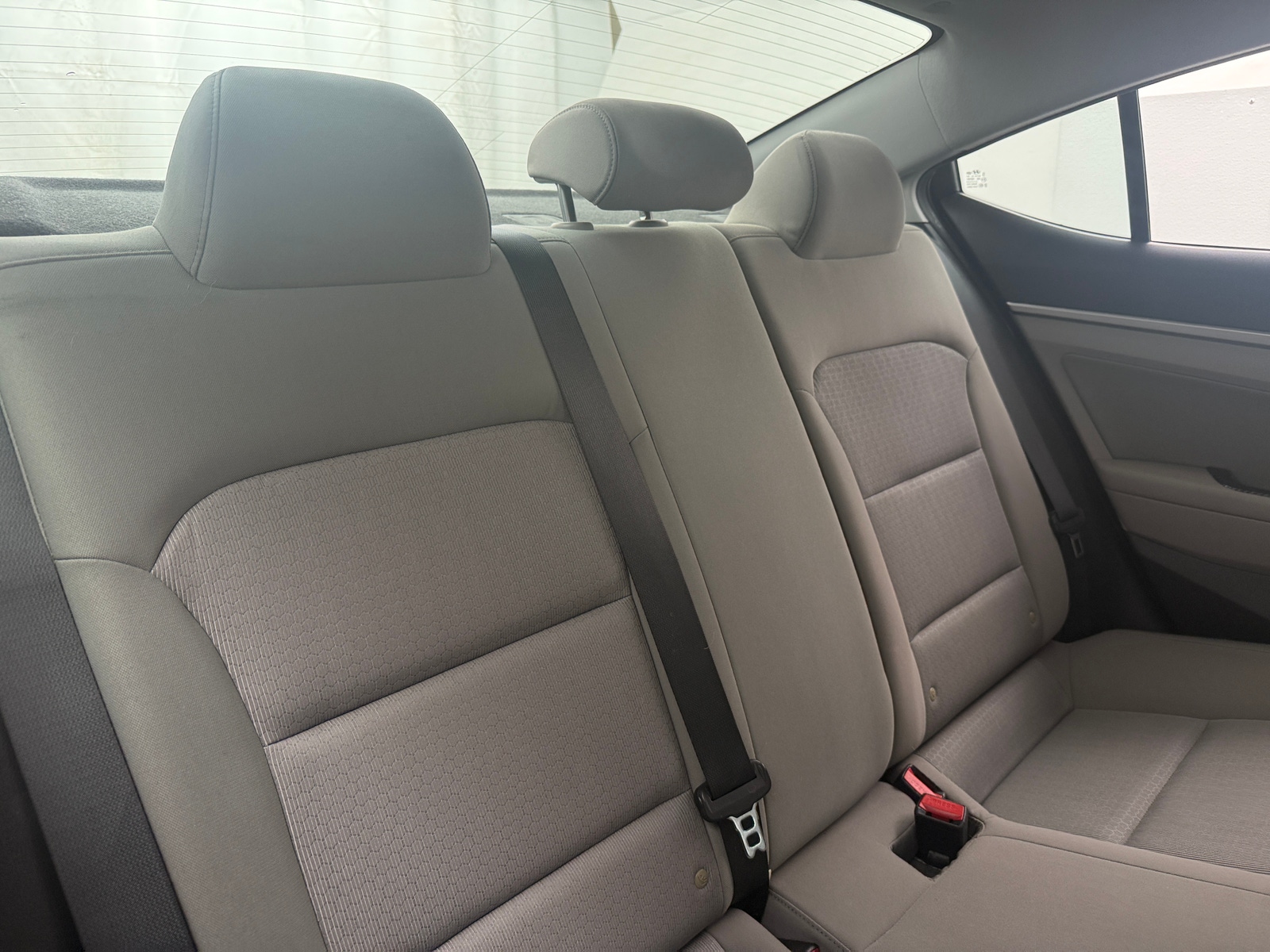 Thumbnail: 2017 Hyundai Elantra - 6