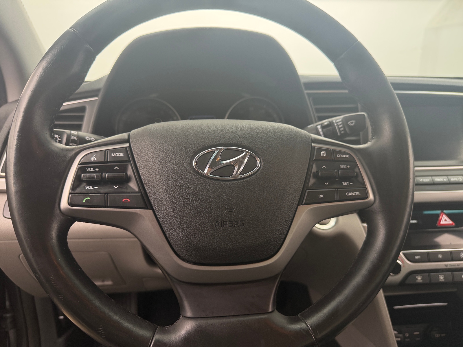 Thumbnail: 2017 Hyundai Elantra - 5