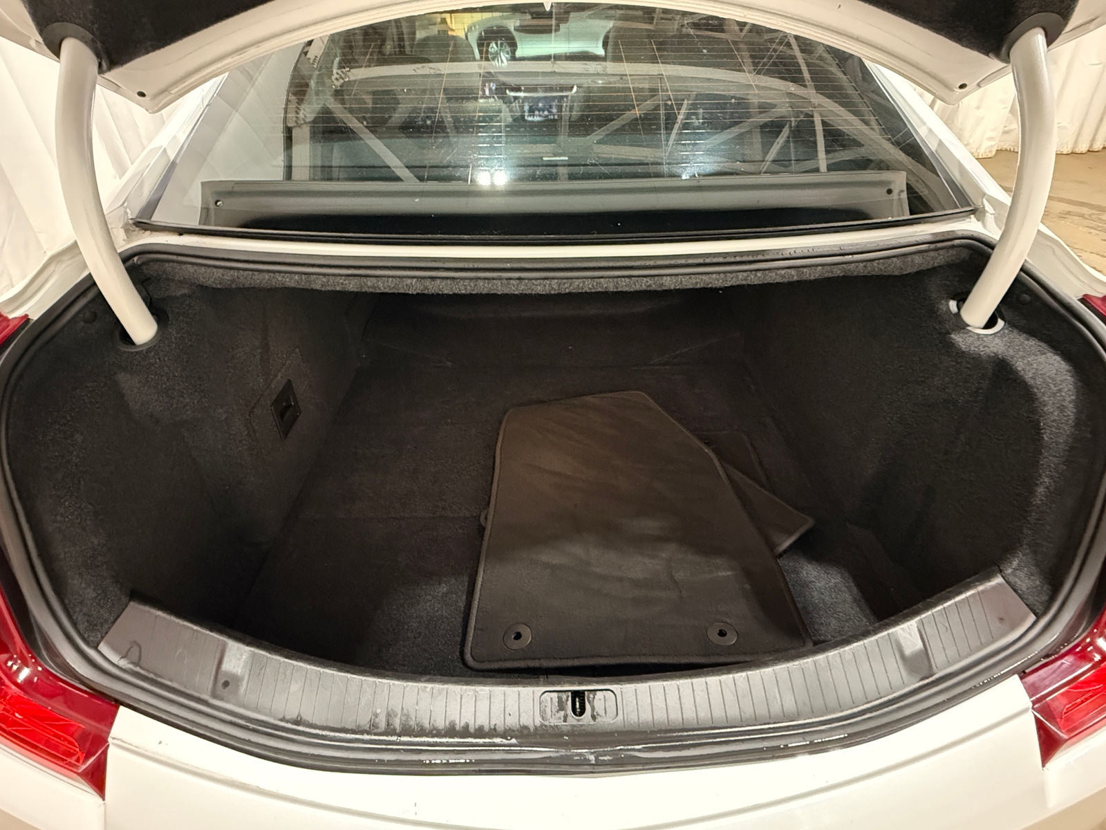 Thumbnail: 2019 Cadillac XTS - 6