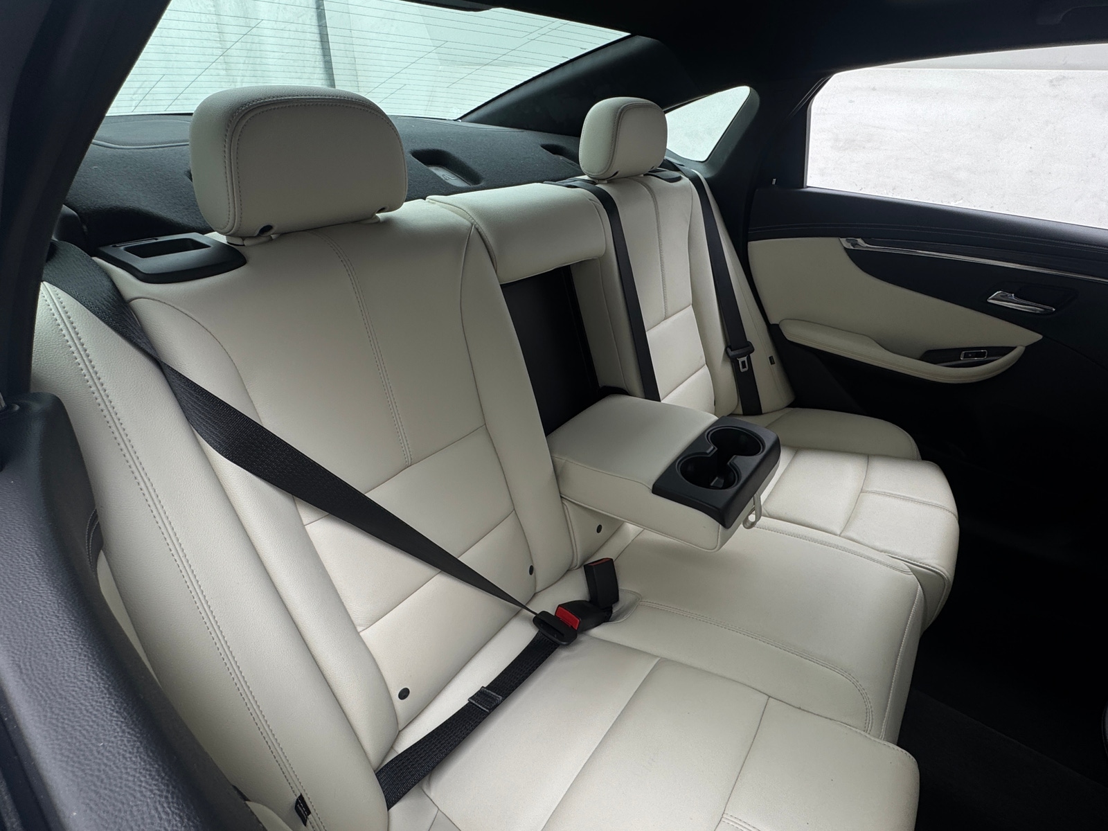 Thumbnail: 2017 Chevrolet Impala - 5