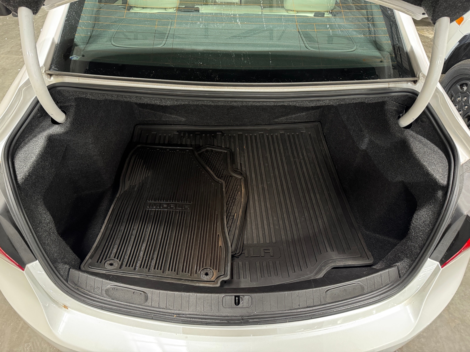 Thumbnail: 2017 Chevrolet Impala - 6