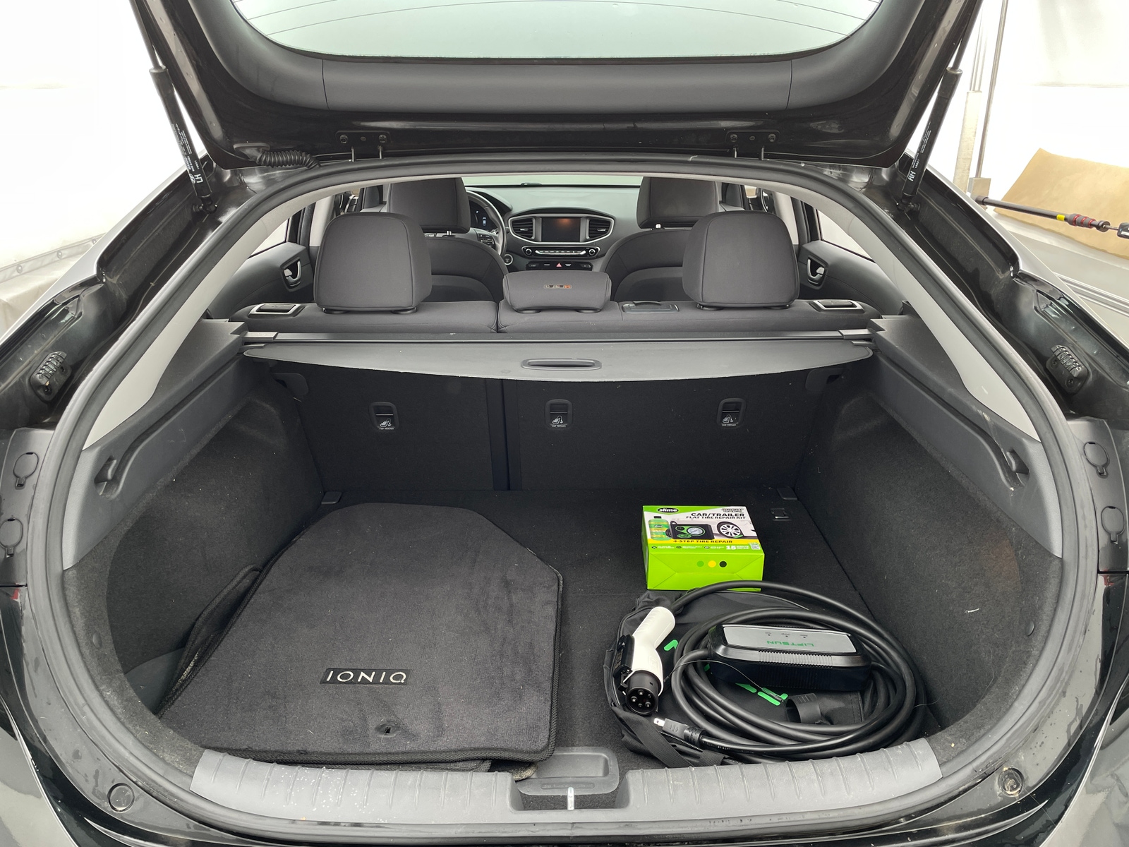 Thumbnail: 2018 Hyundai Ioniq - 7