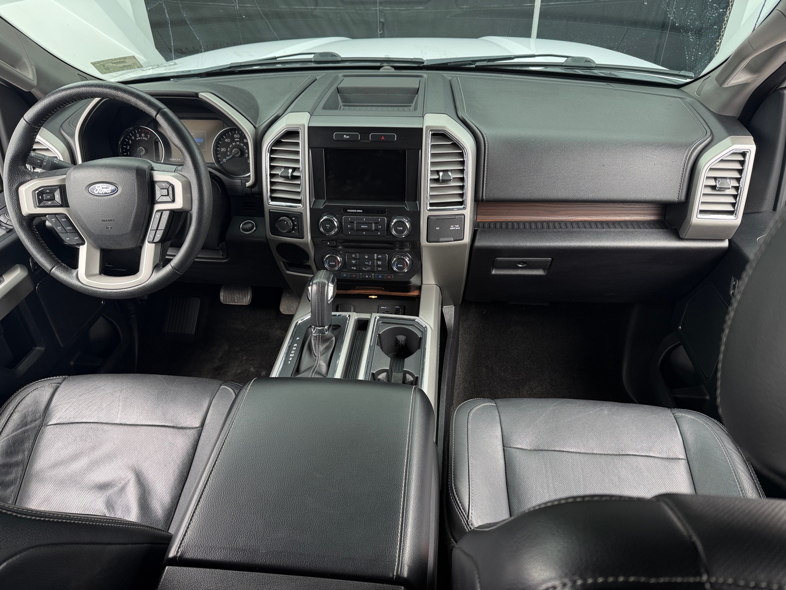 Thumbnail: 2015 Ford Econoline - 2