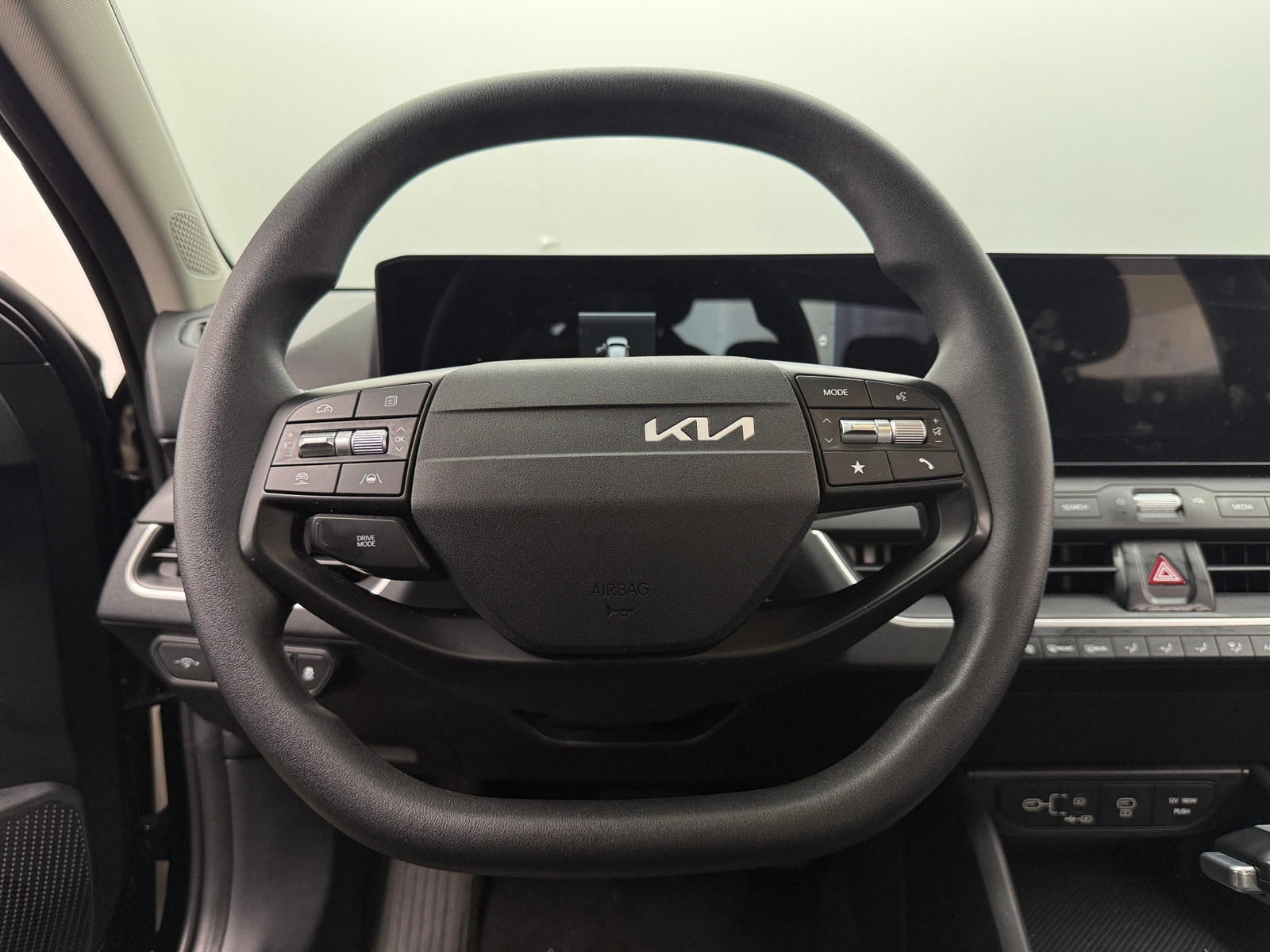 Thumbnail: 2025 Kia K4 - 5