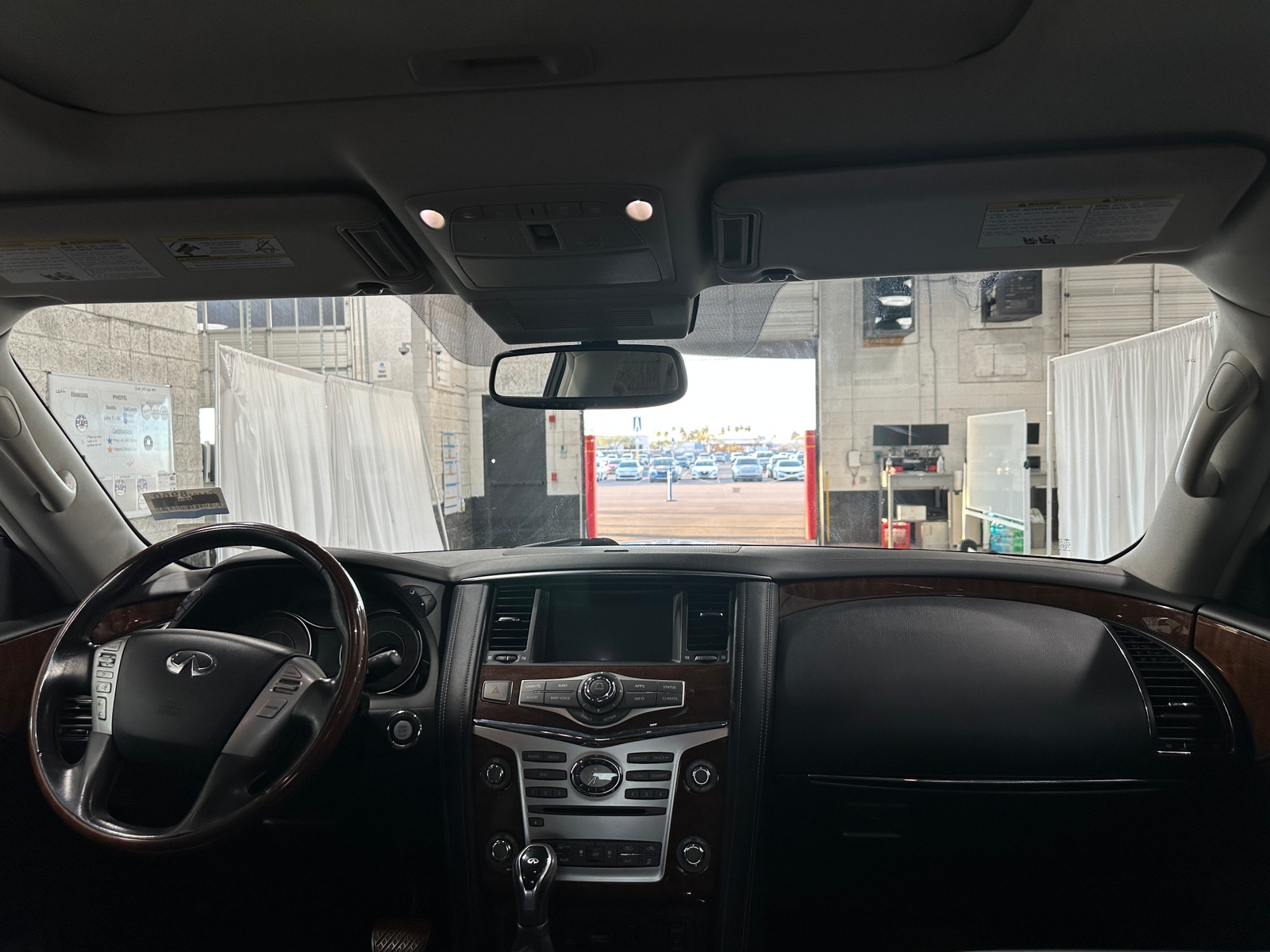 Thumbnail: 2019 INFINITI QX80 - 2