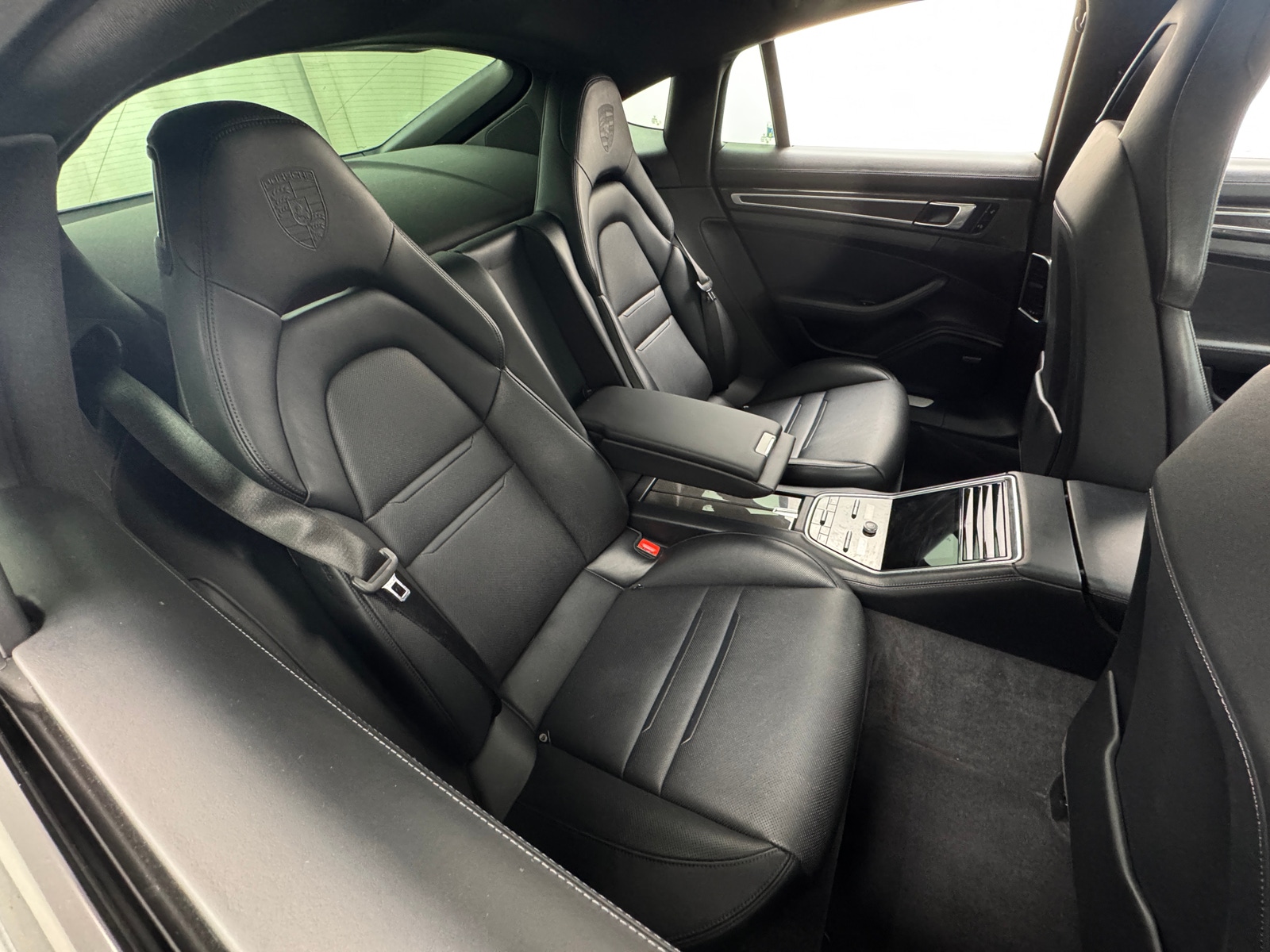 Thumbnail: 2018 Porsche Panamera - 5