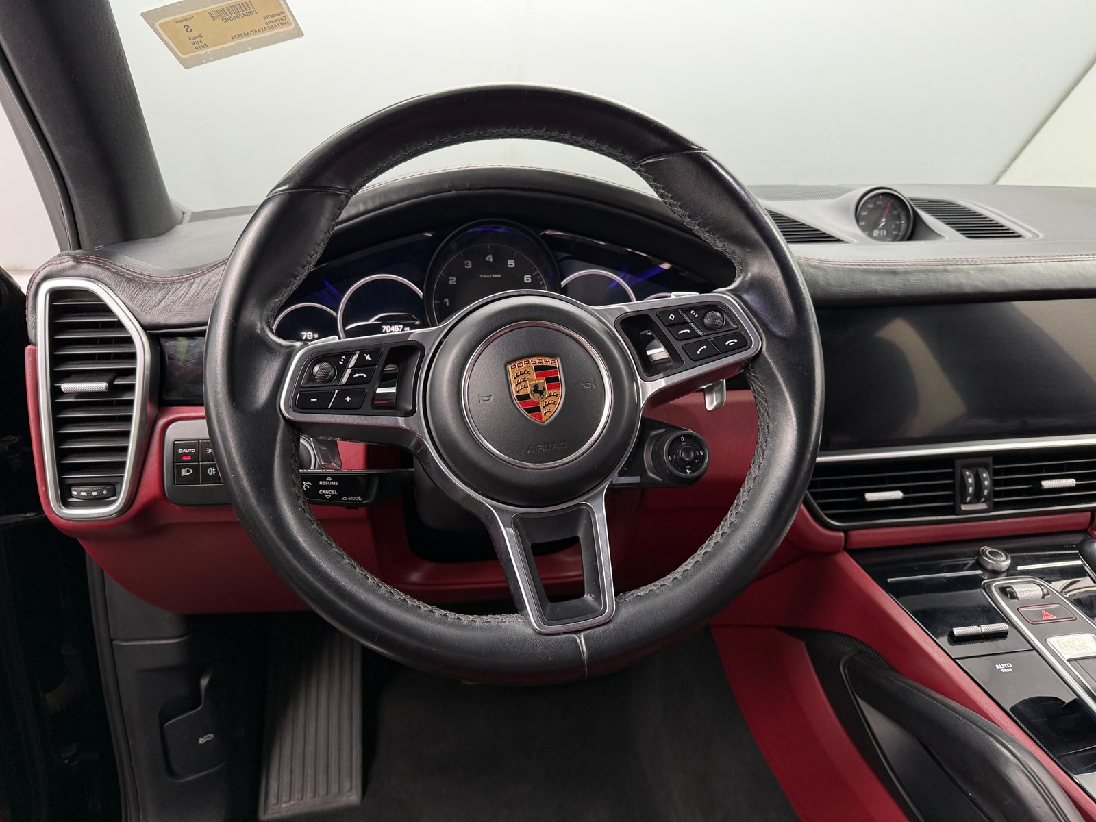 Thumbnail: 2019 Porsche Cayenne - 4