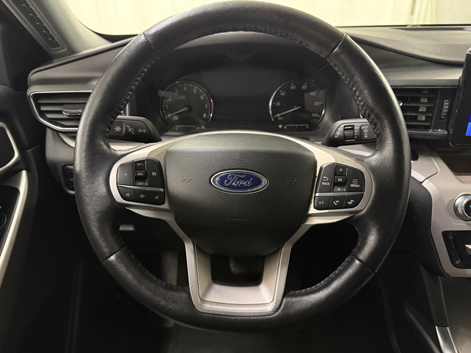 Thumbnail: 2024 Ford Explorer - 4