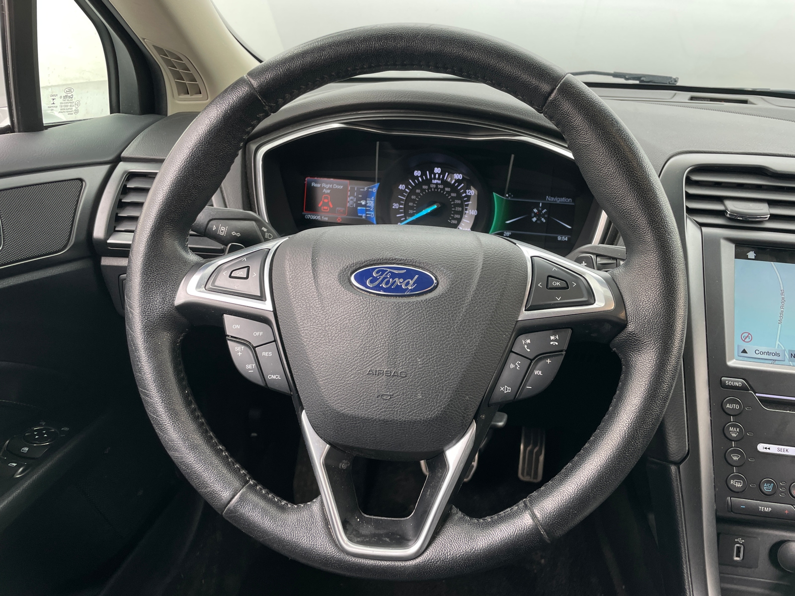 Thumbnail: 2017 Ford Fusion - 4