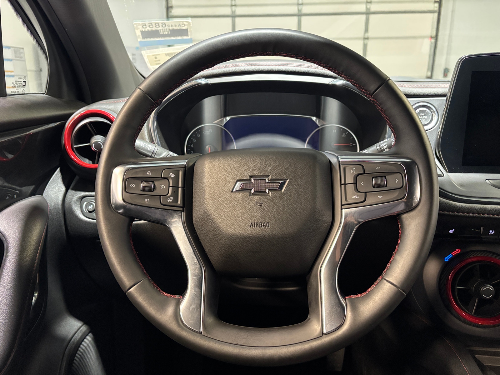 Thumbnail: 2025 Chevrolet Blazer - 4