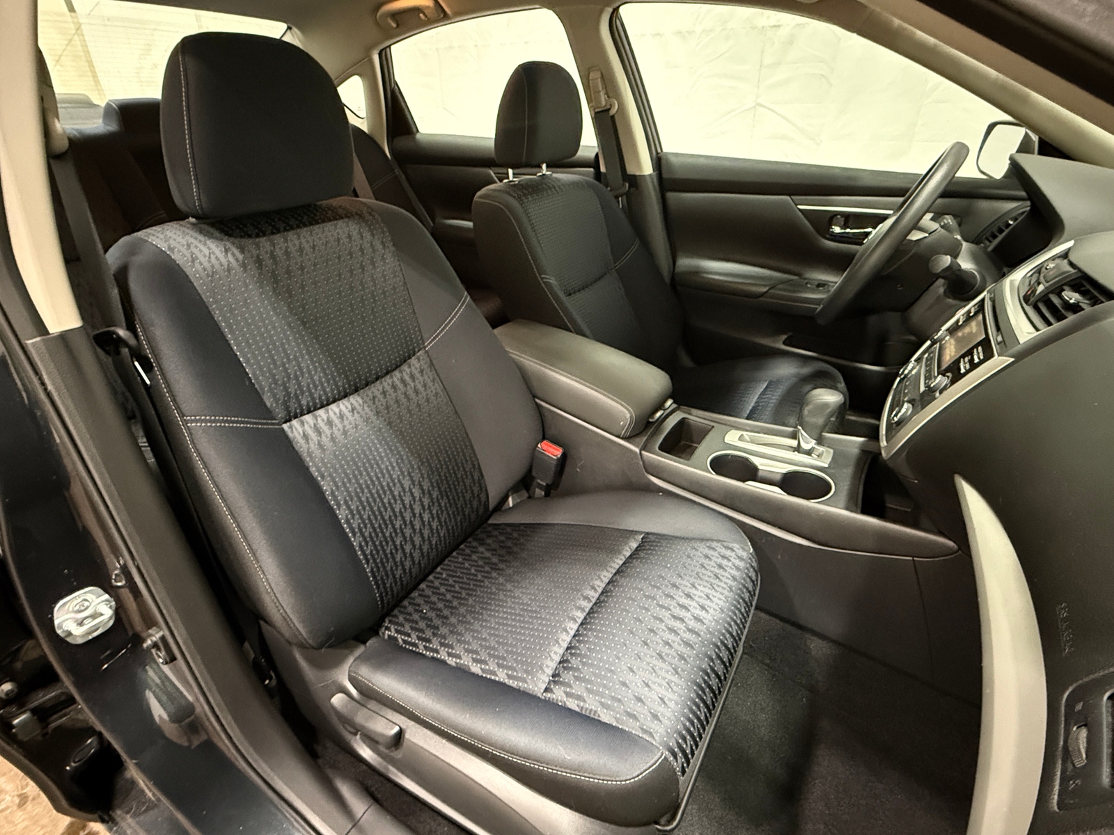 Thumbnail: 2017 Nissan Altima - 2