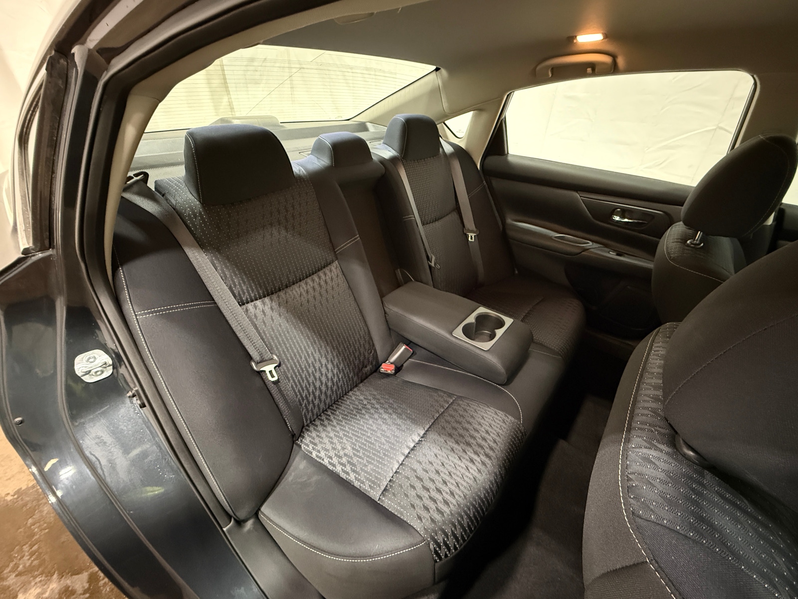 Thumbnail: 2017 Nissan Altima - 6