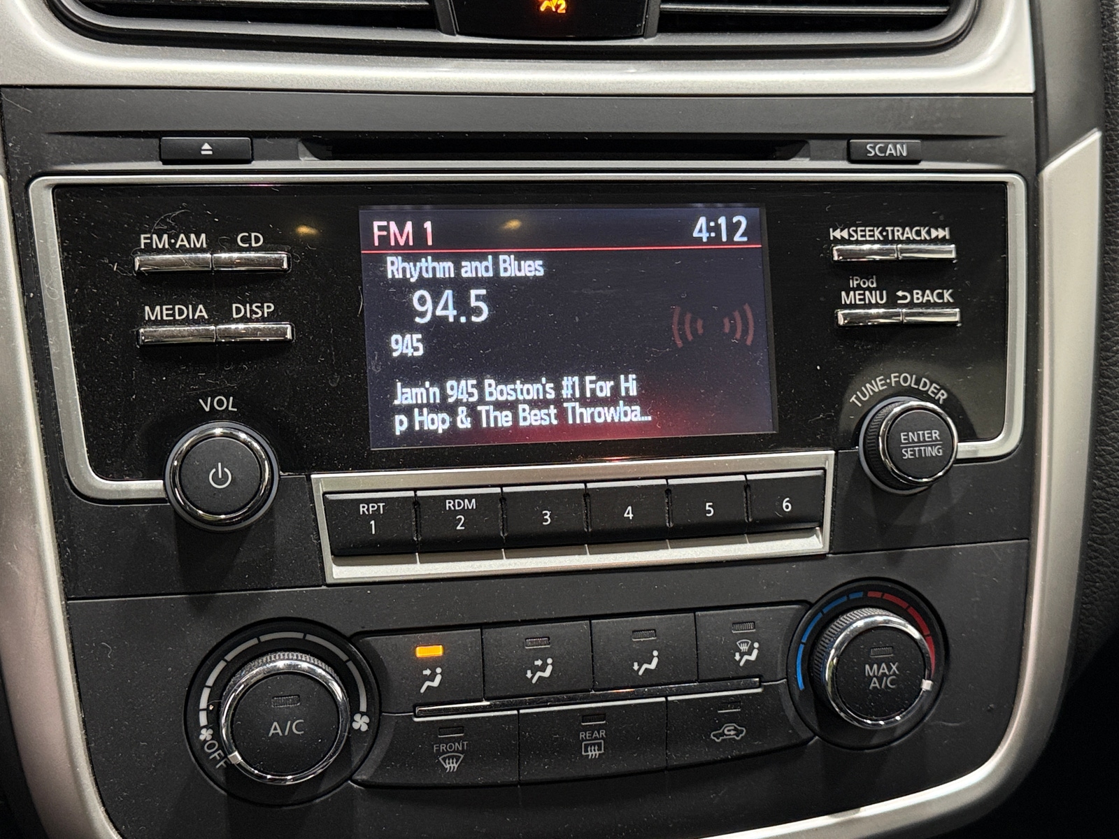 Thumbnail: 2017 Nissan Altima - 4